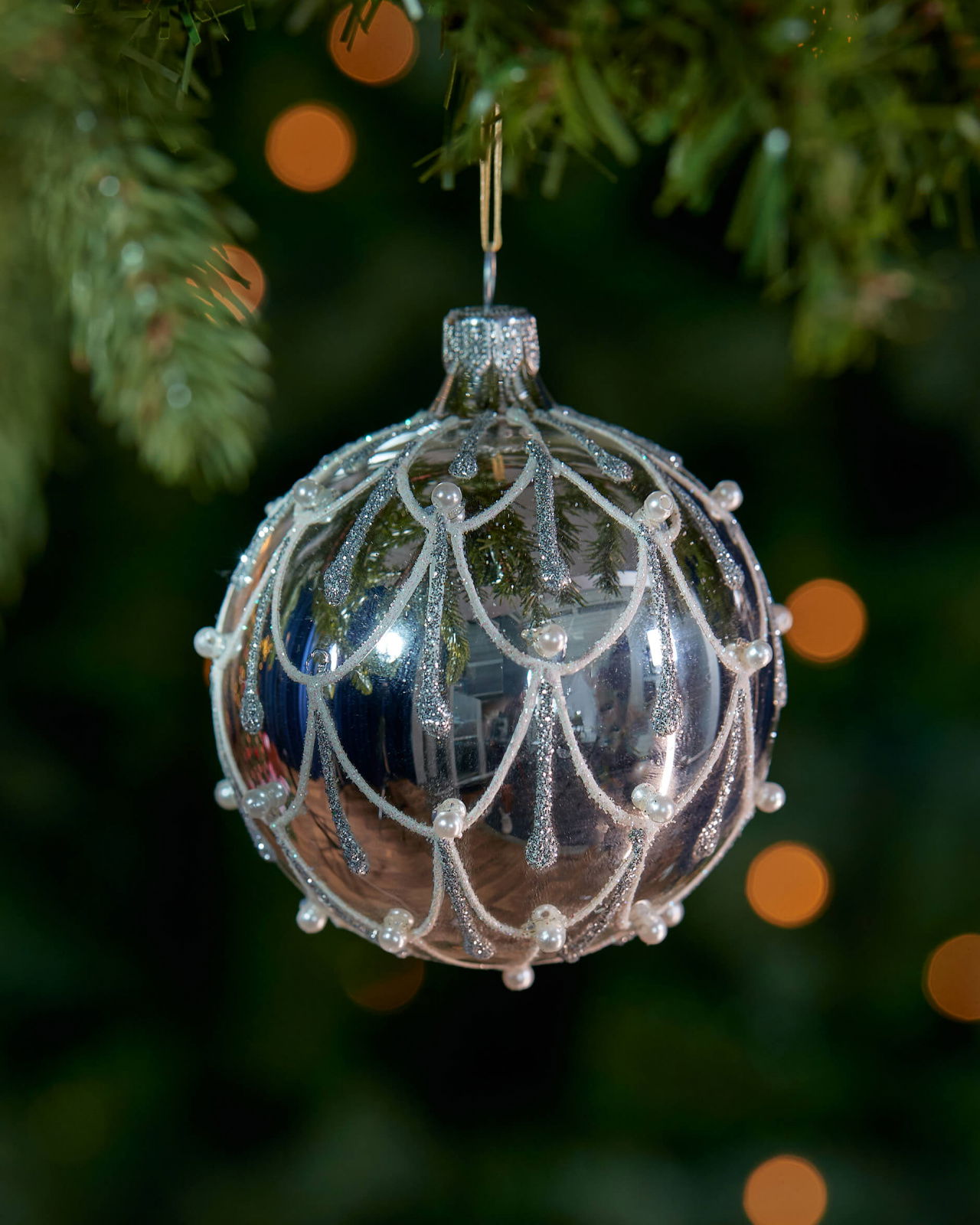 Lux Viola Weihnachtskugel silber 8cm
