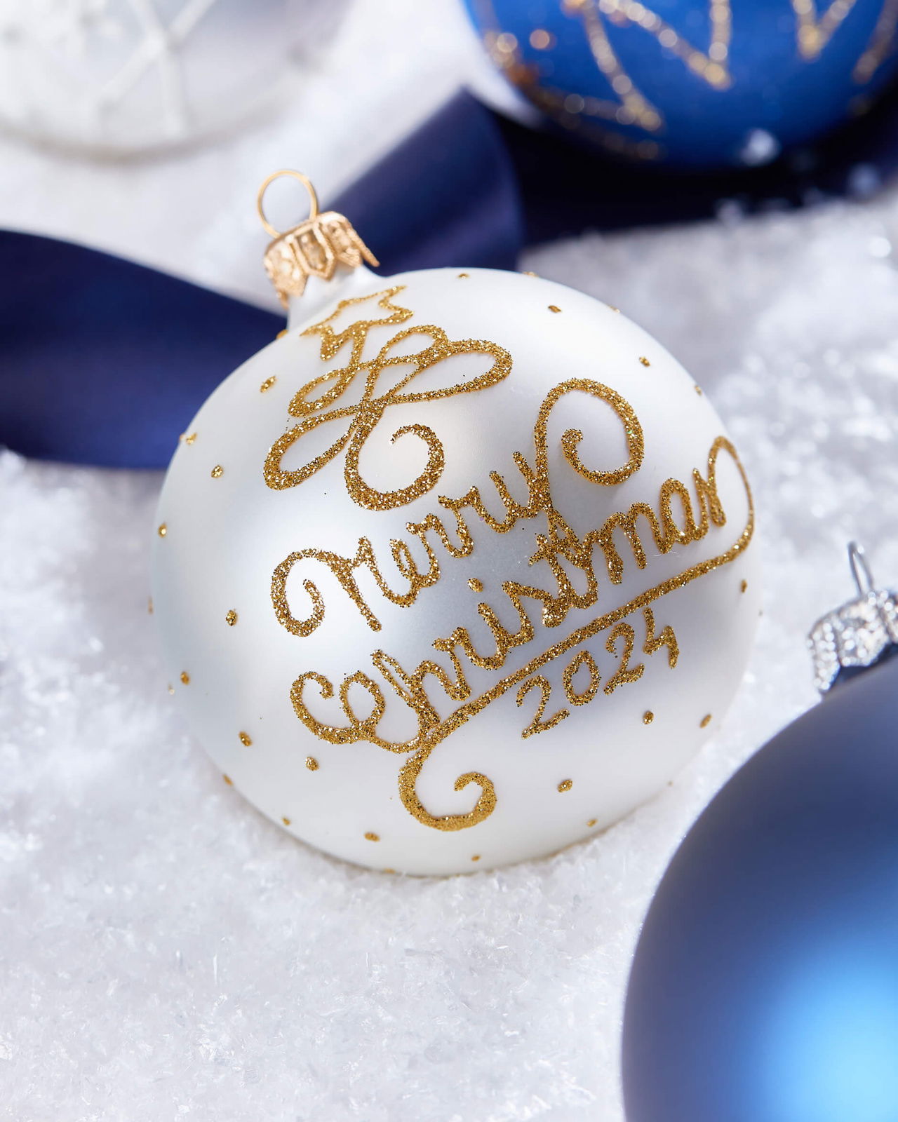 Lux Merry Christmas Bauble White/Gold 2024