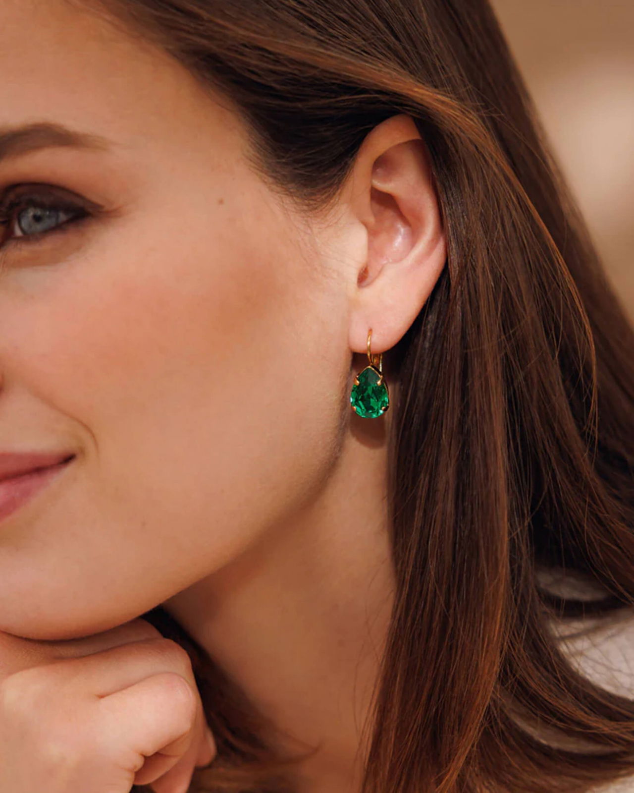 Mini Drop Clasp örhängen majestic green