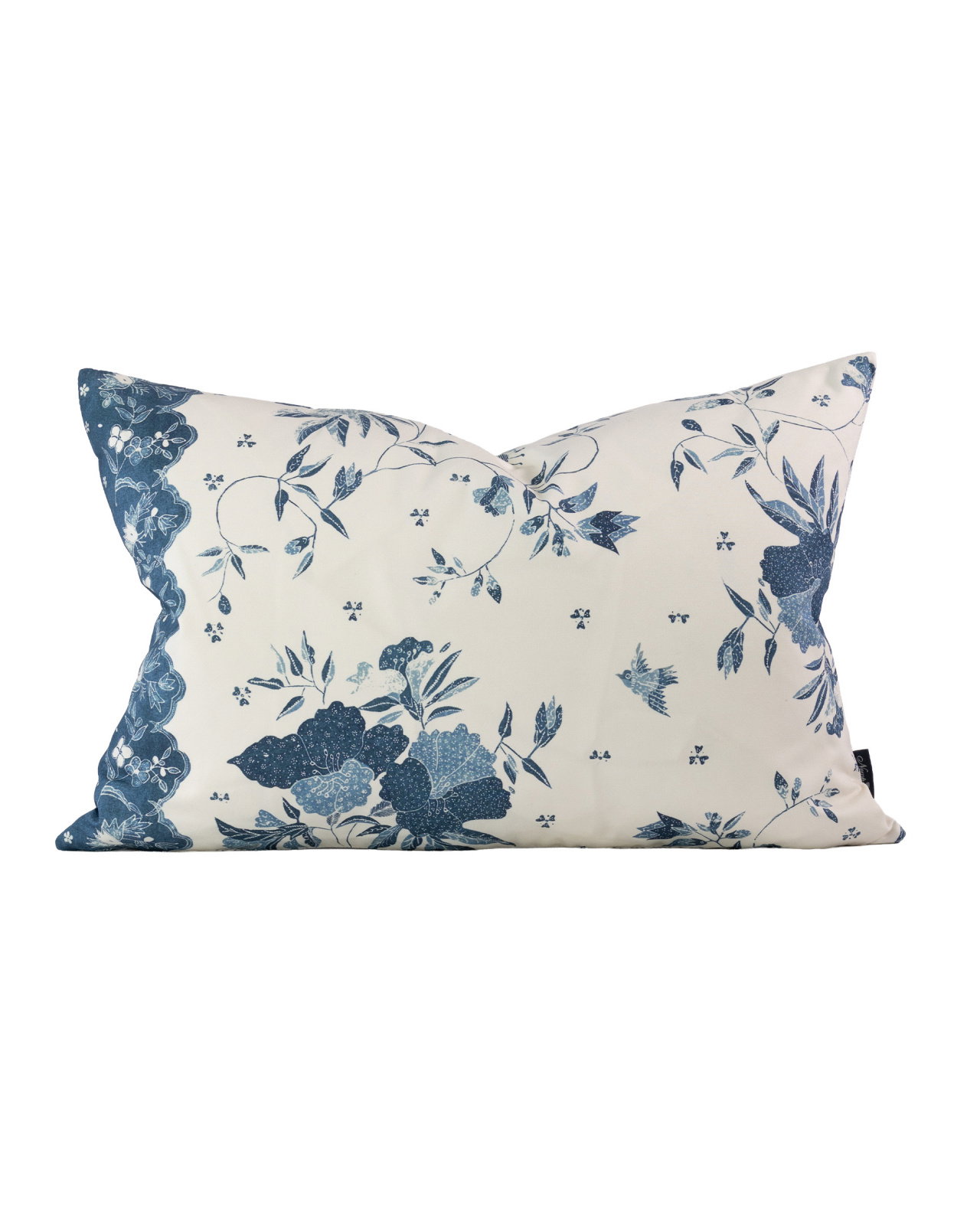 Elyria Floral Batik kuddfodral blå / vit