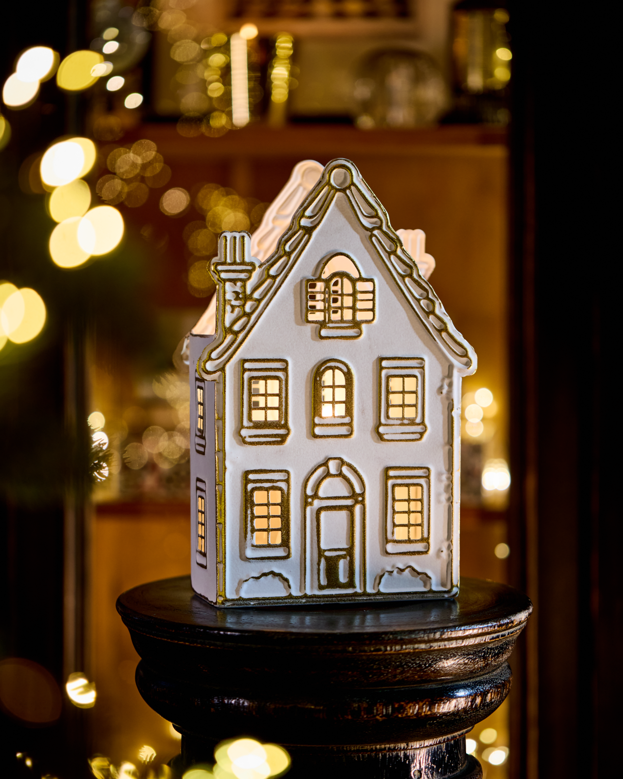Colmar white candle lantern