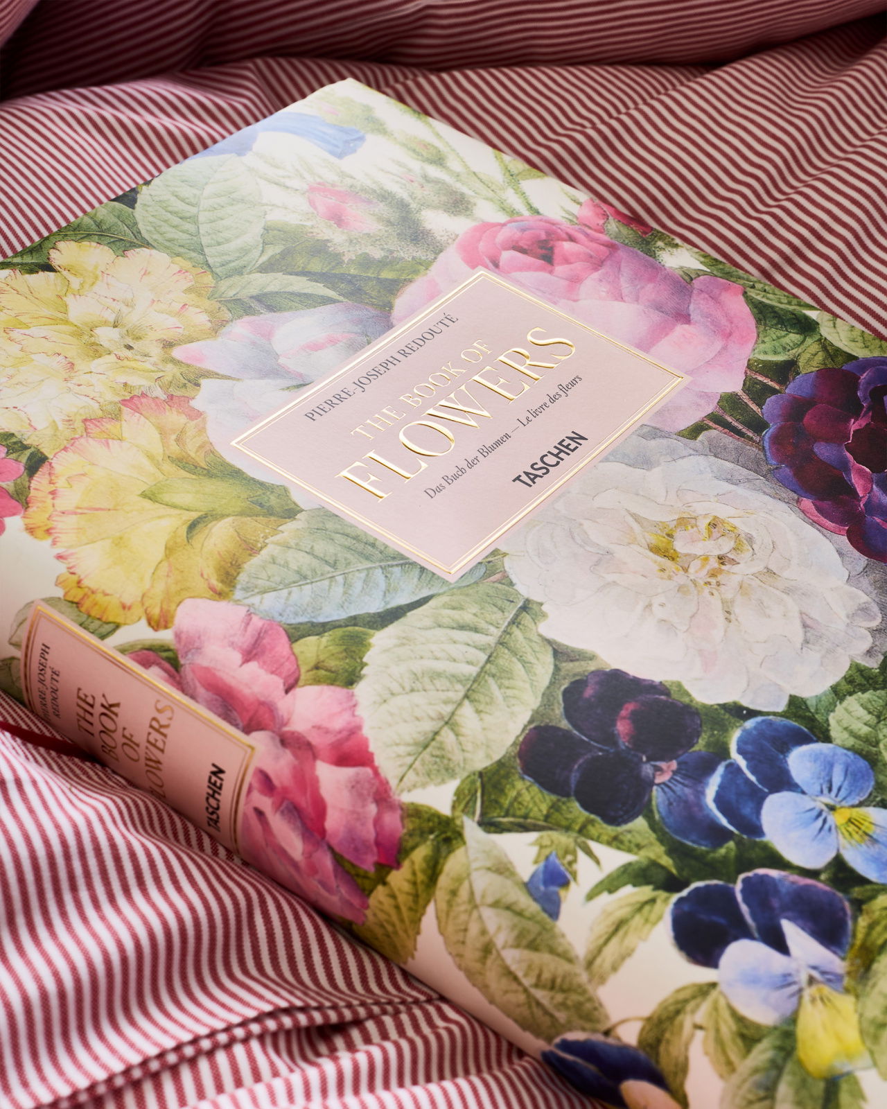 Book of Flowers - Redouté