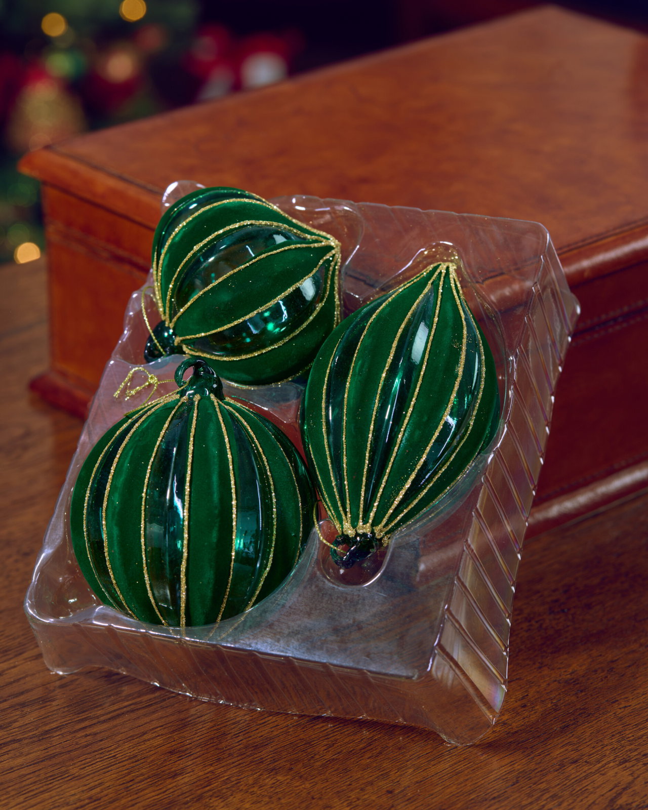 Myrtle Green Christmas Baubles 3-Pack