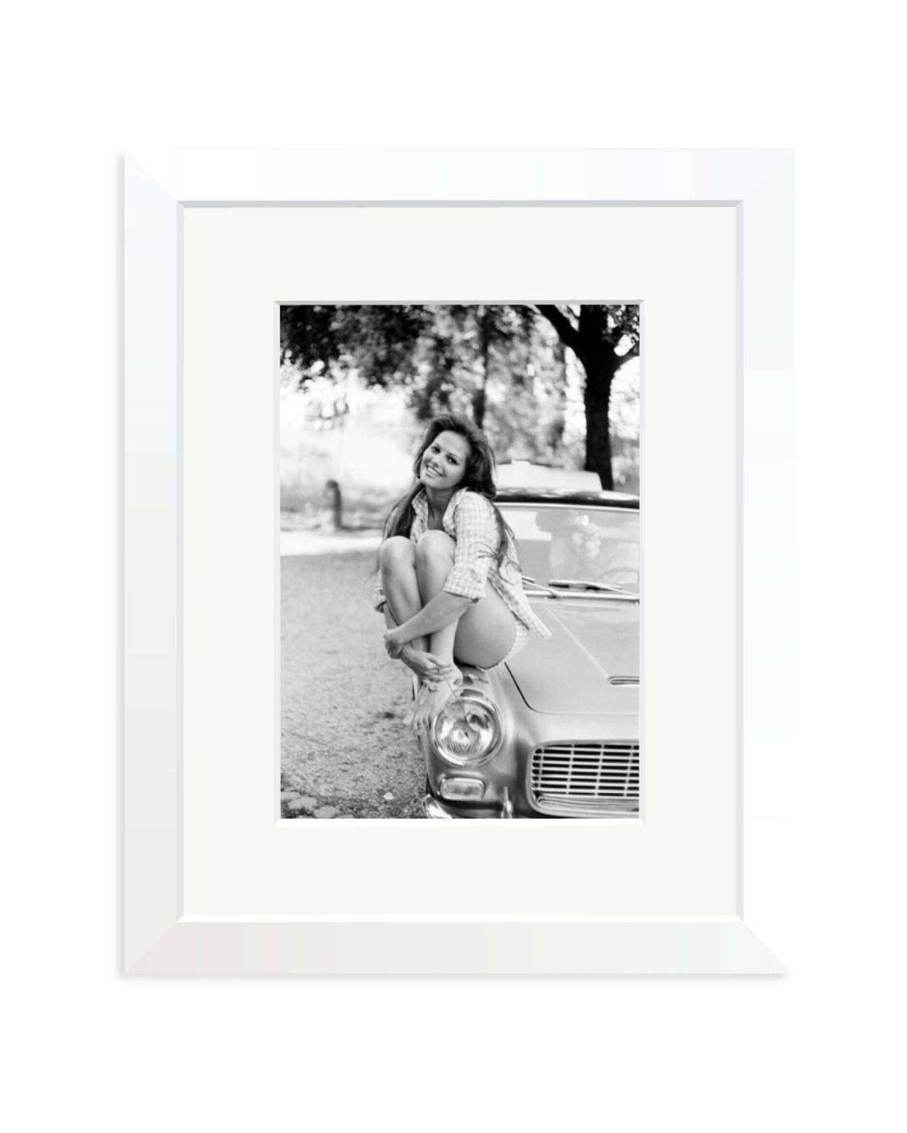 Claudia, 1961 White / Small