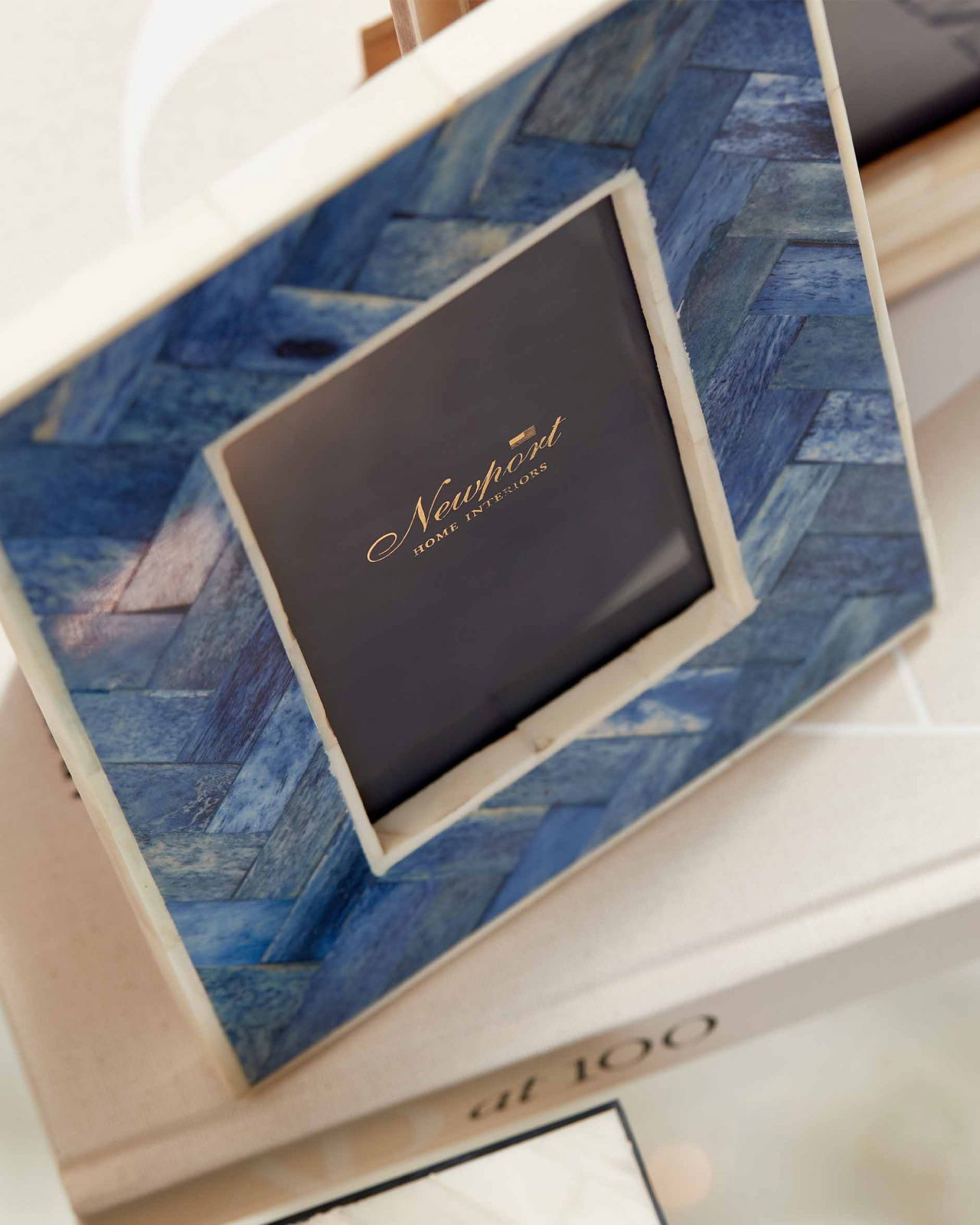 Pezoules Picture Frame