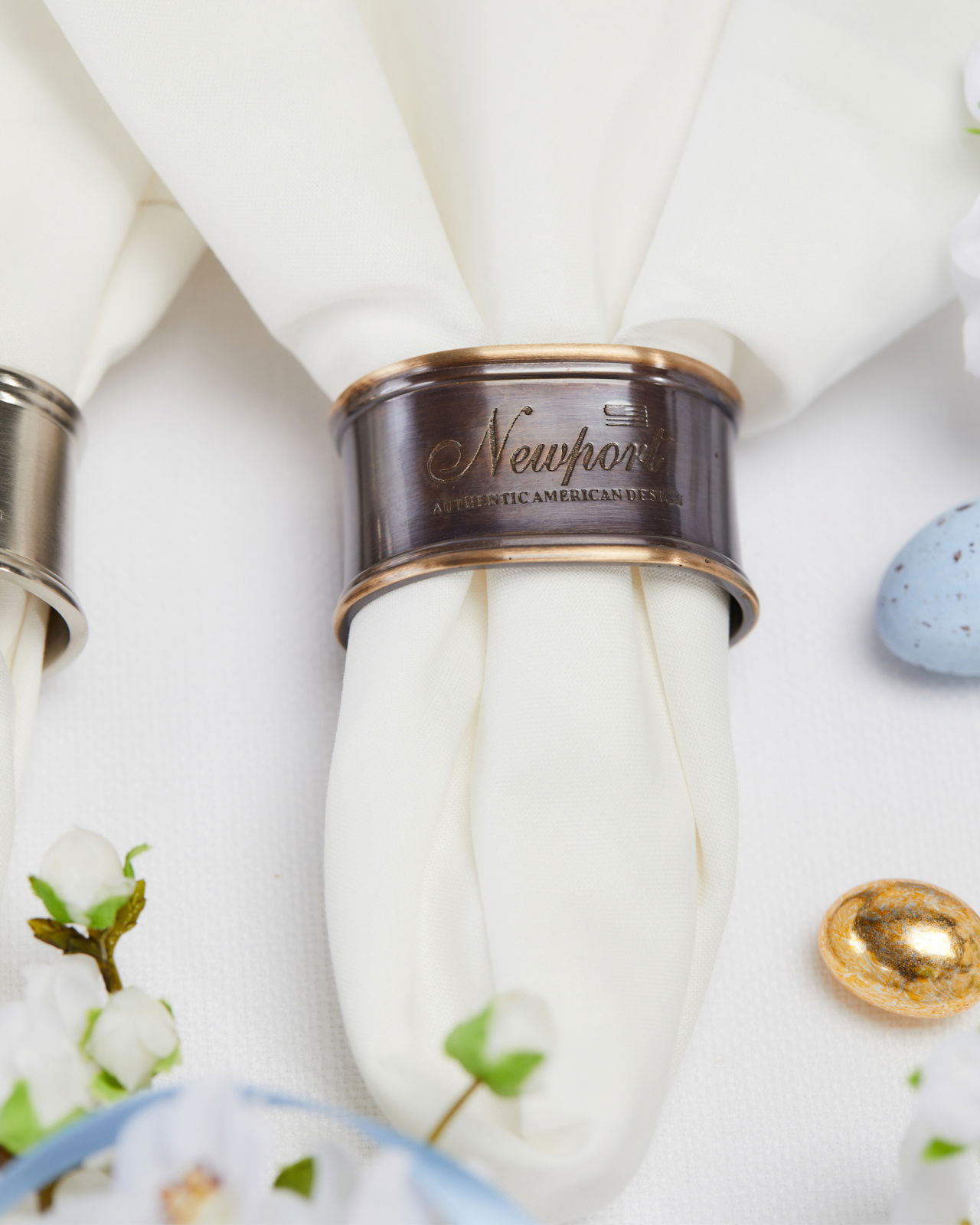 Newport-lautasliinarengas bronze