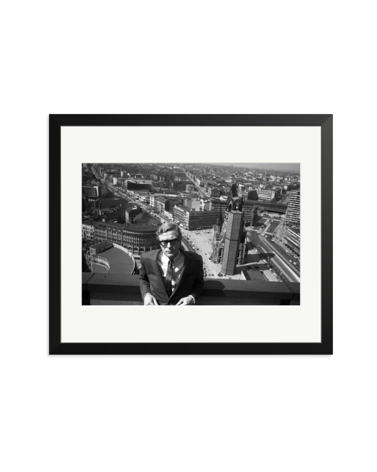 Caine, Funeral in Berlin Black / Large