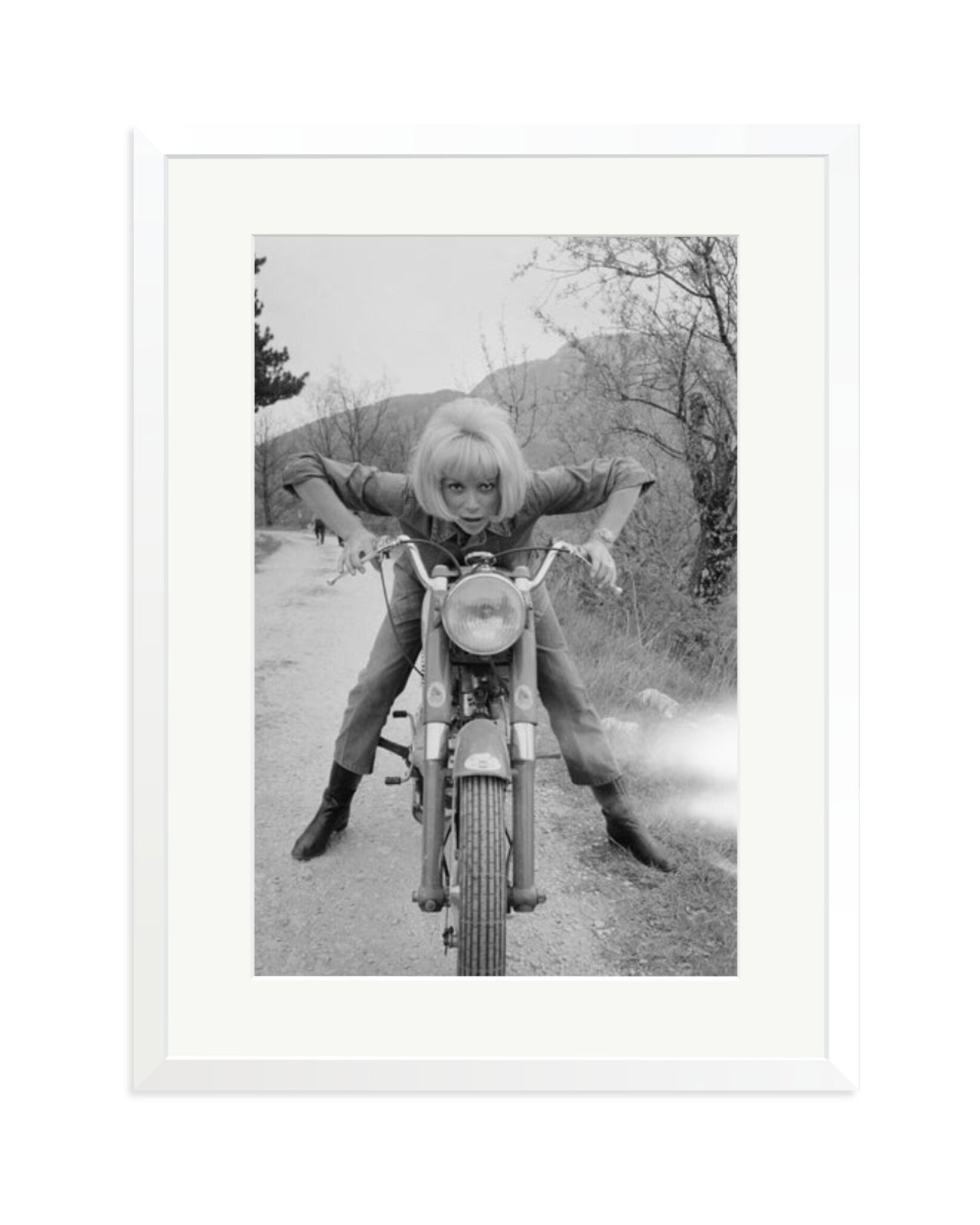 Mireille Darc White / XL