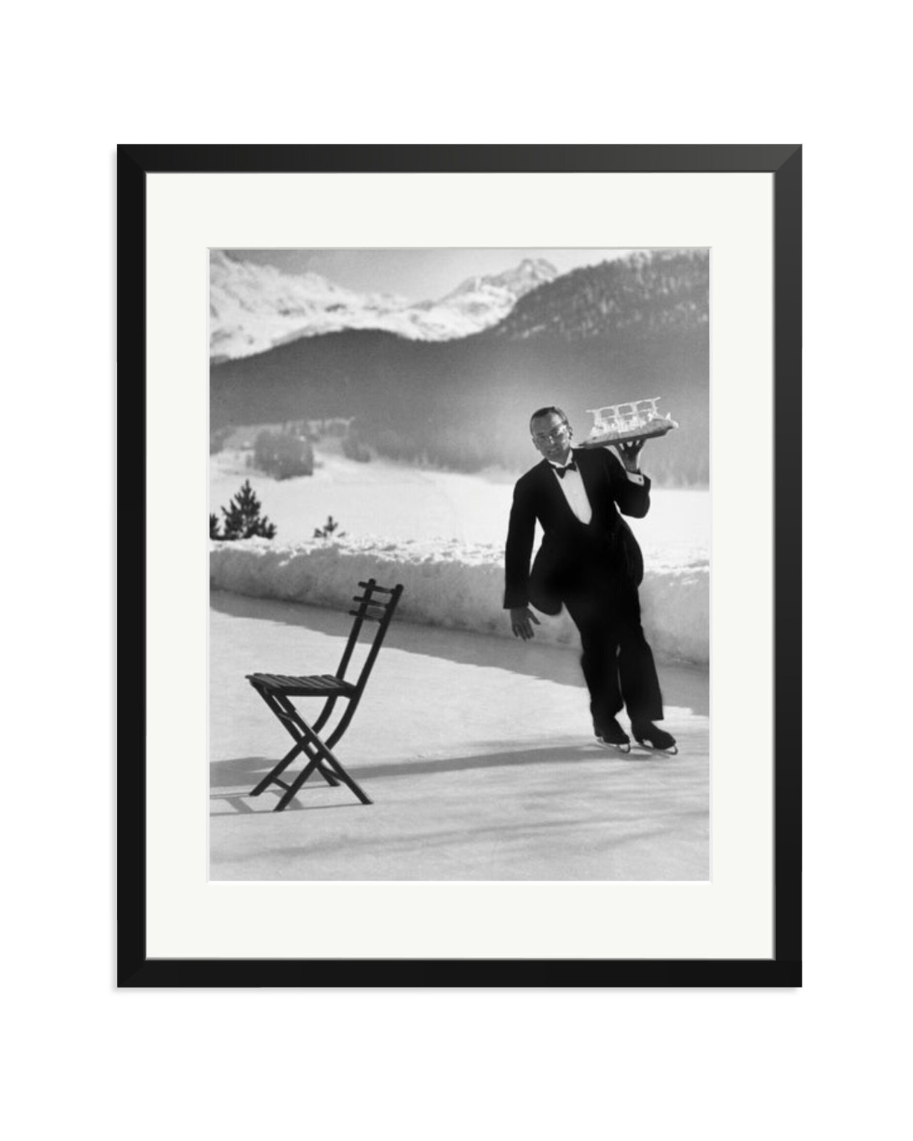 The Waiter's Practice Black / XL