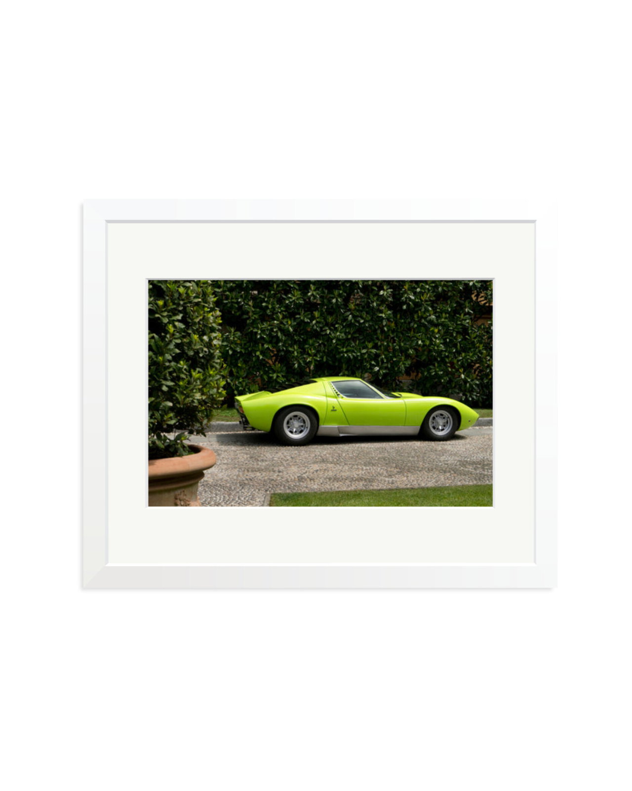 Lamborghini Miura SV White / Medium