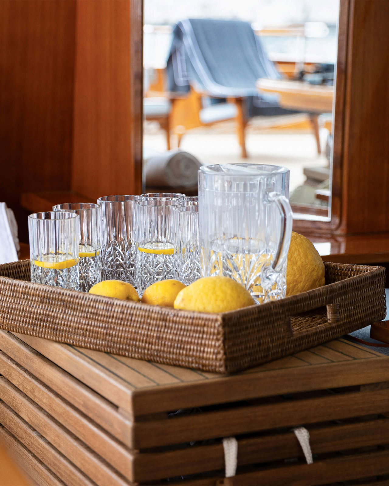 Antique Tablett Rattan