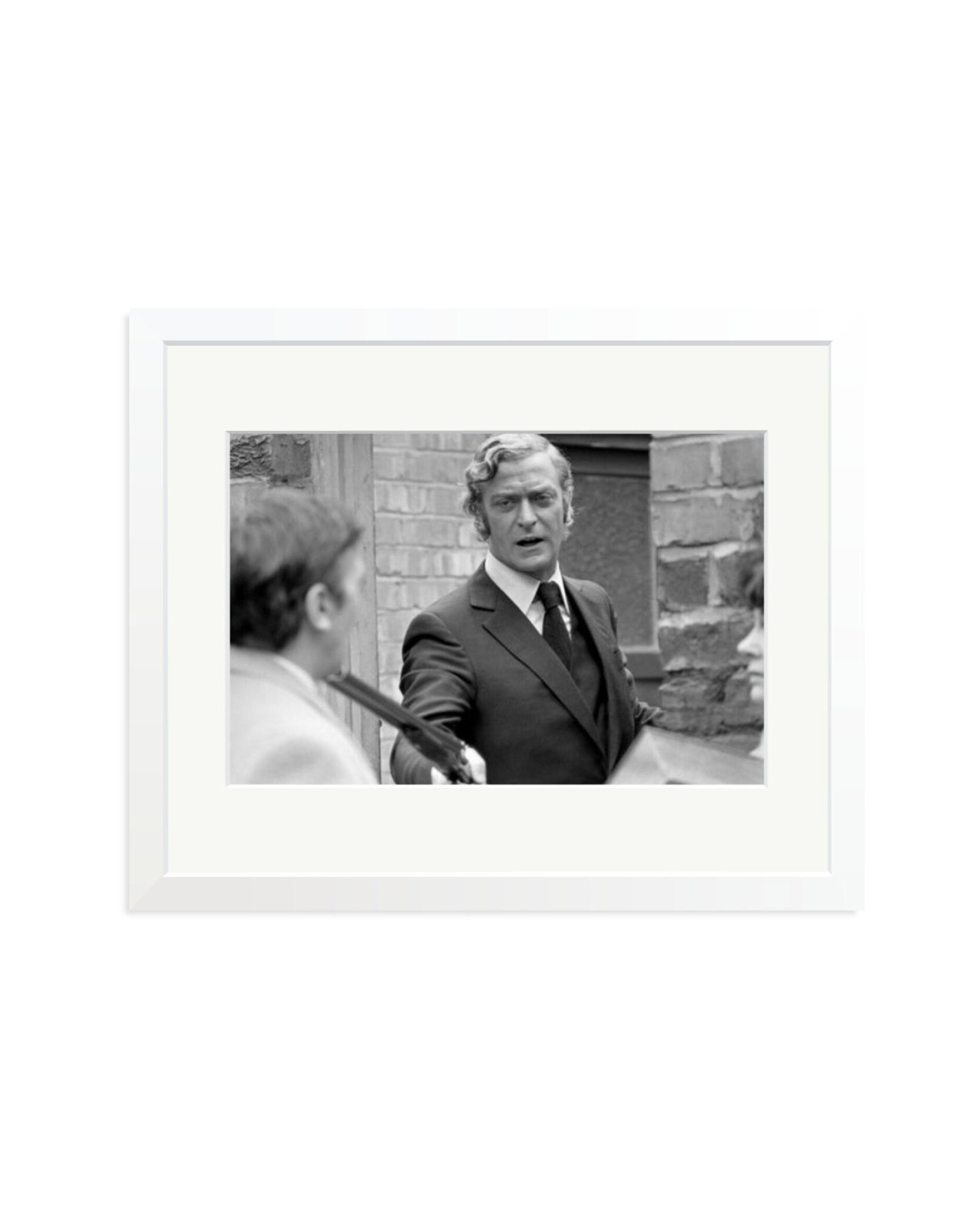 Caine On Set White / Medium