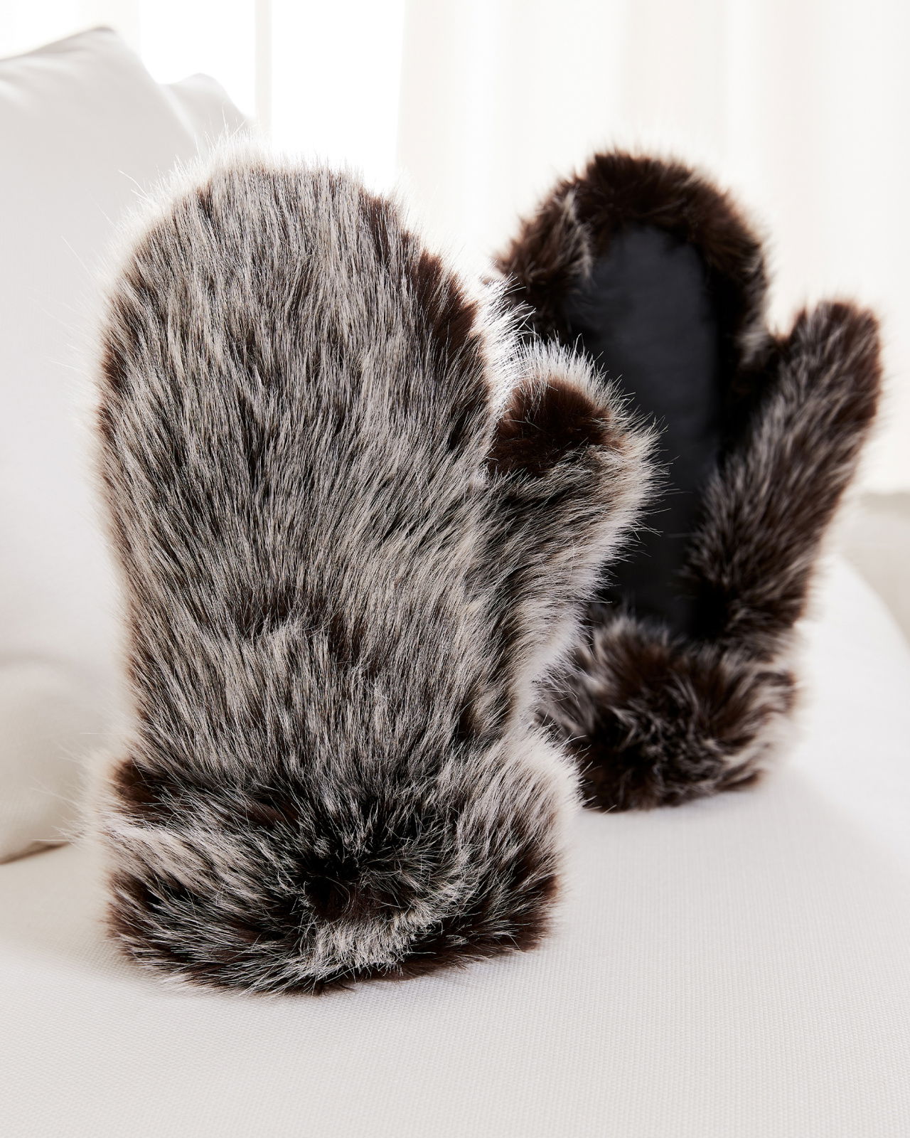 St. Moritz vantar timber wolf