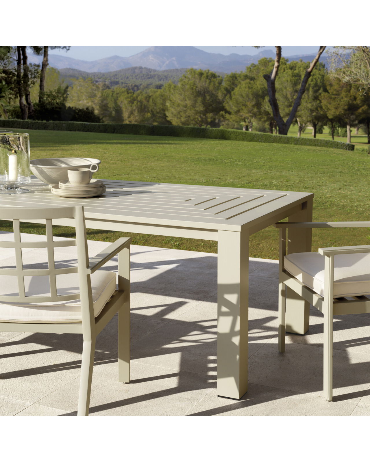 Vistamar Dining Table Sand