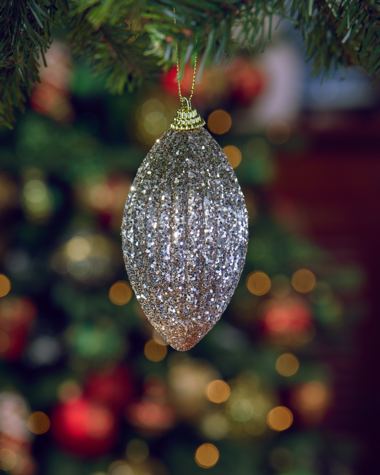 Aurora bauble silver