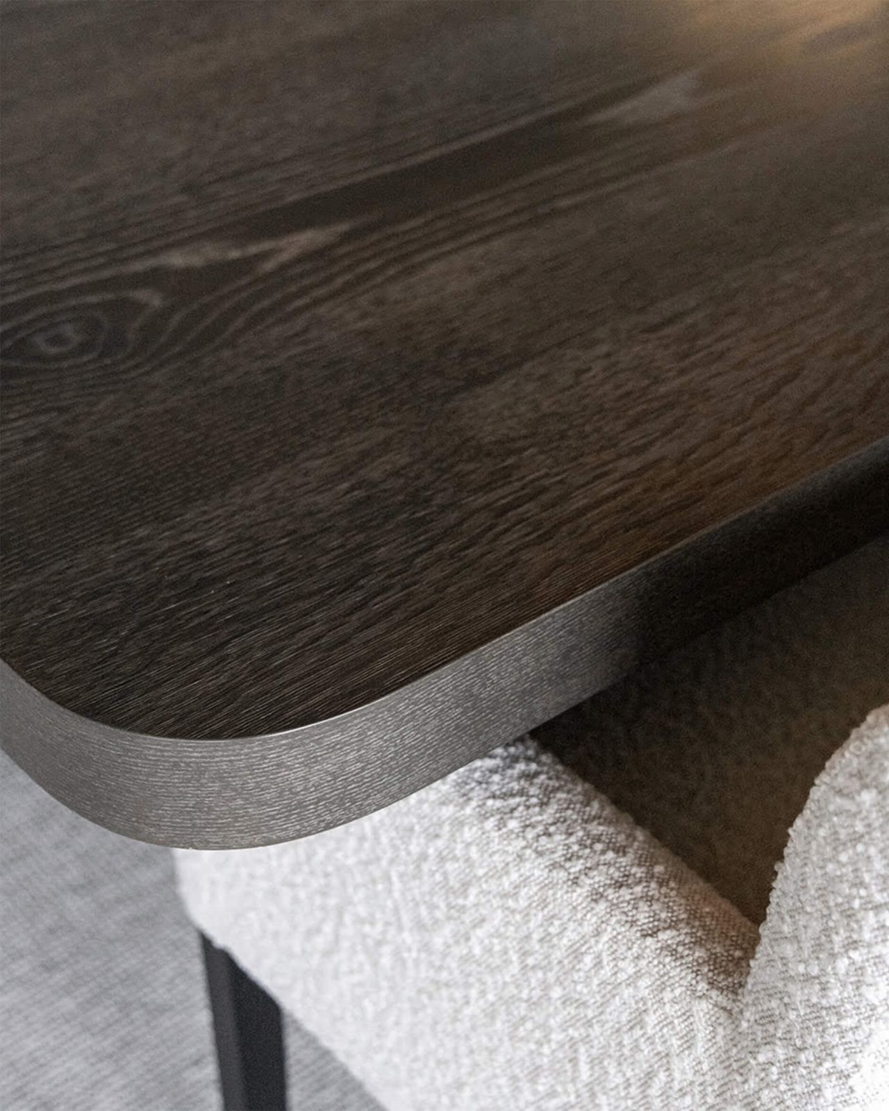 Cloud matbord mörkgrå