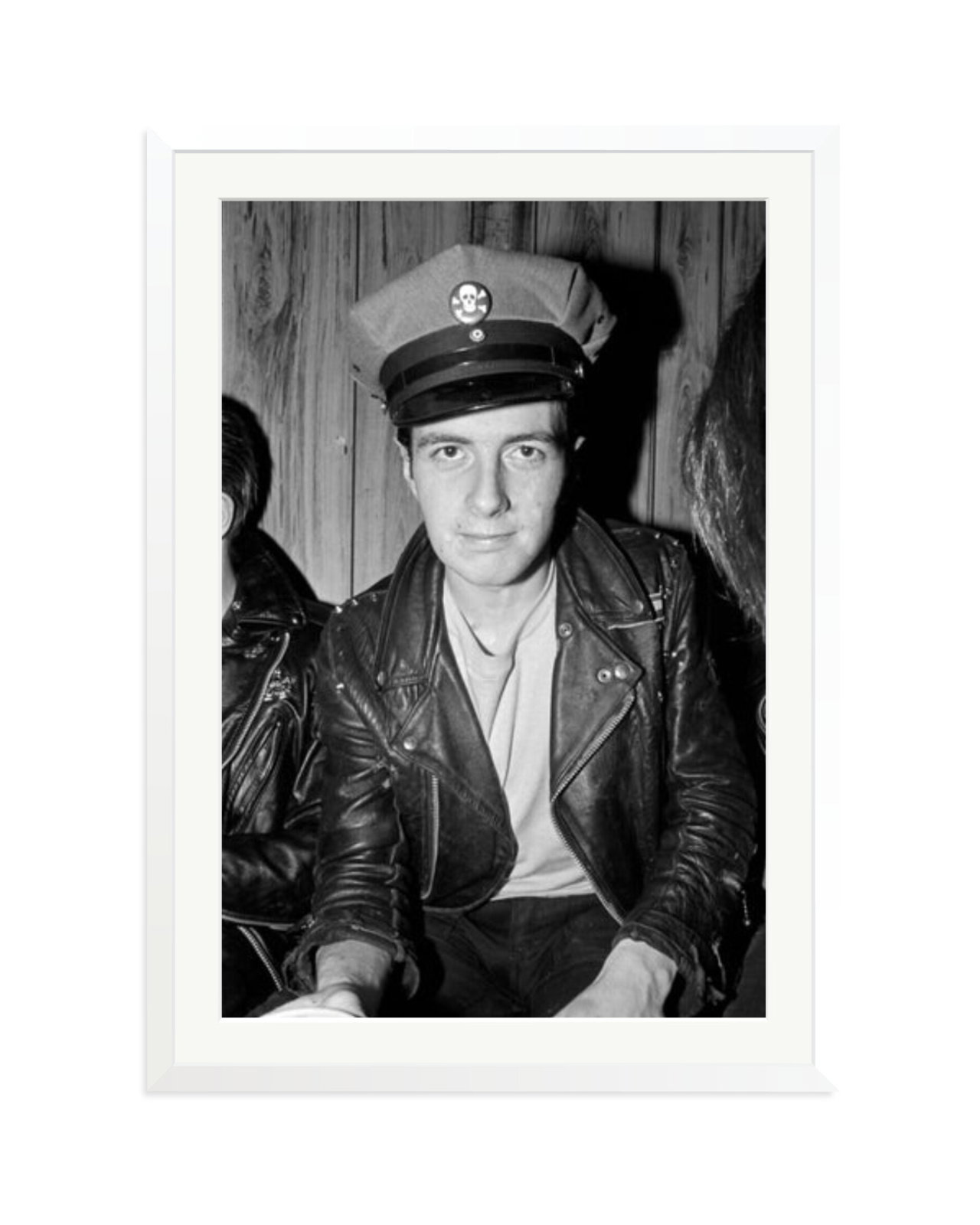 Joe Strummer of The Clash backstage 1979 White / XXL