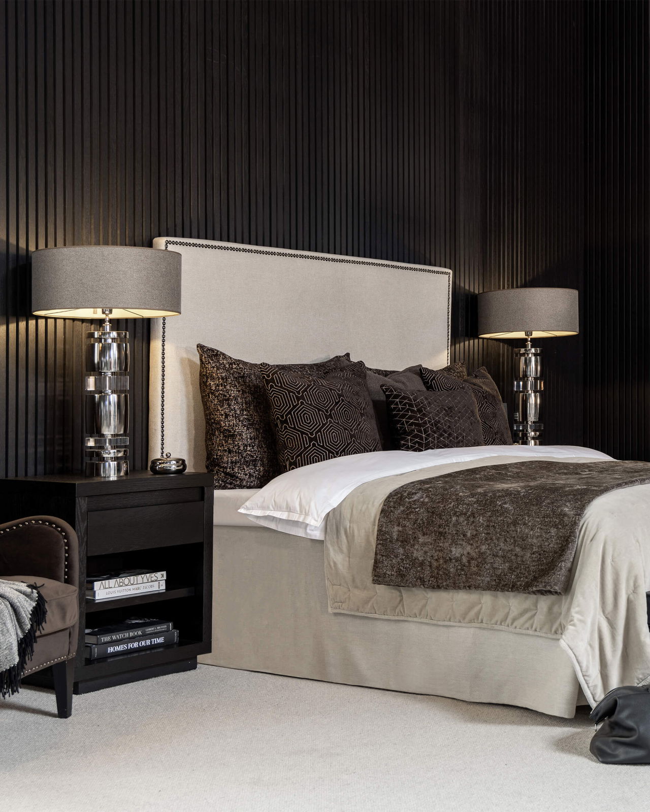 Armando plexi bordslampa svart nickel