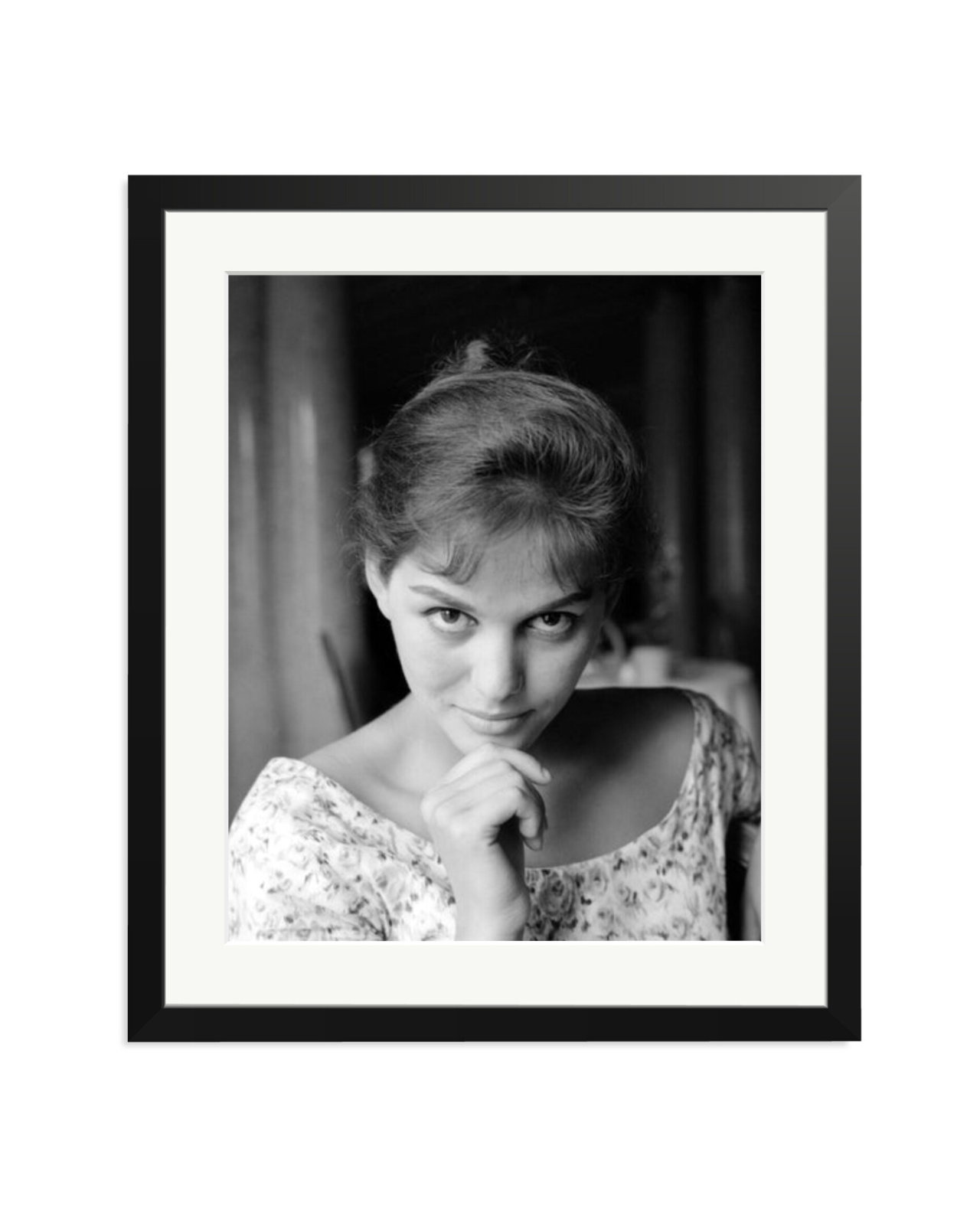Claudia Cardinale in 1958 Black / Large