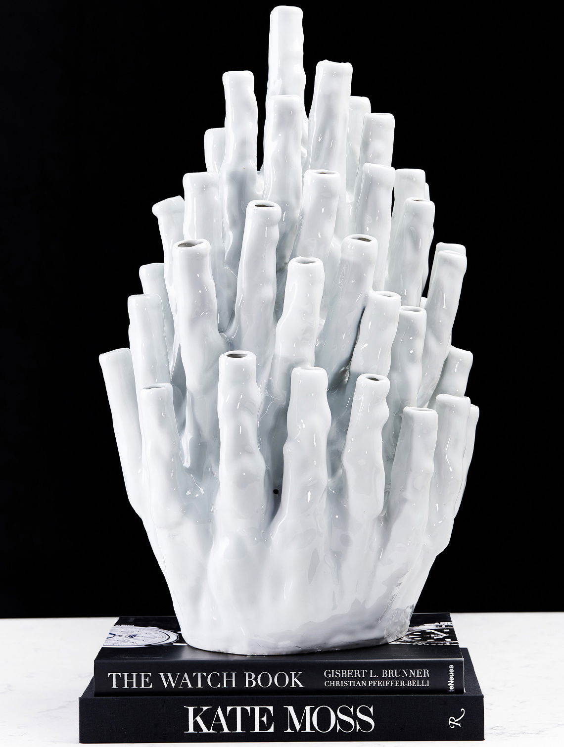 Triton vase white