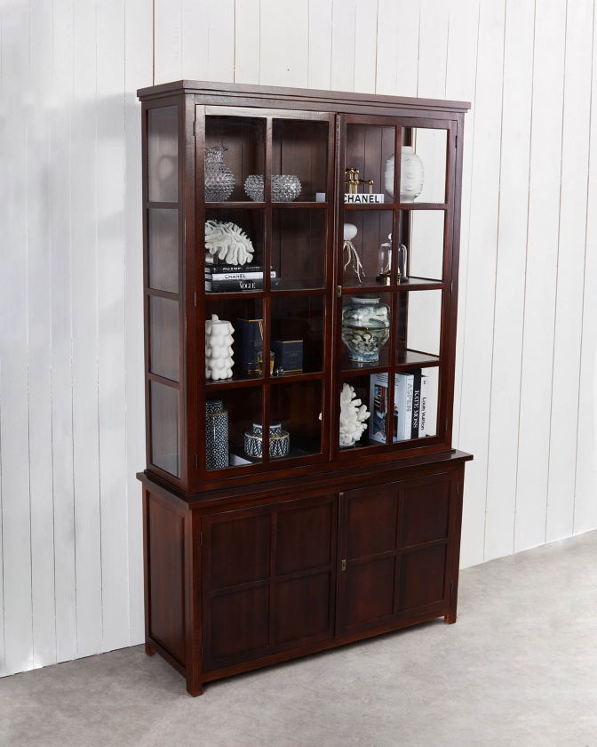 Rhode Island display Noble Newport Brown Newport