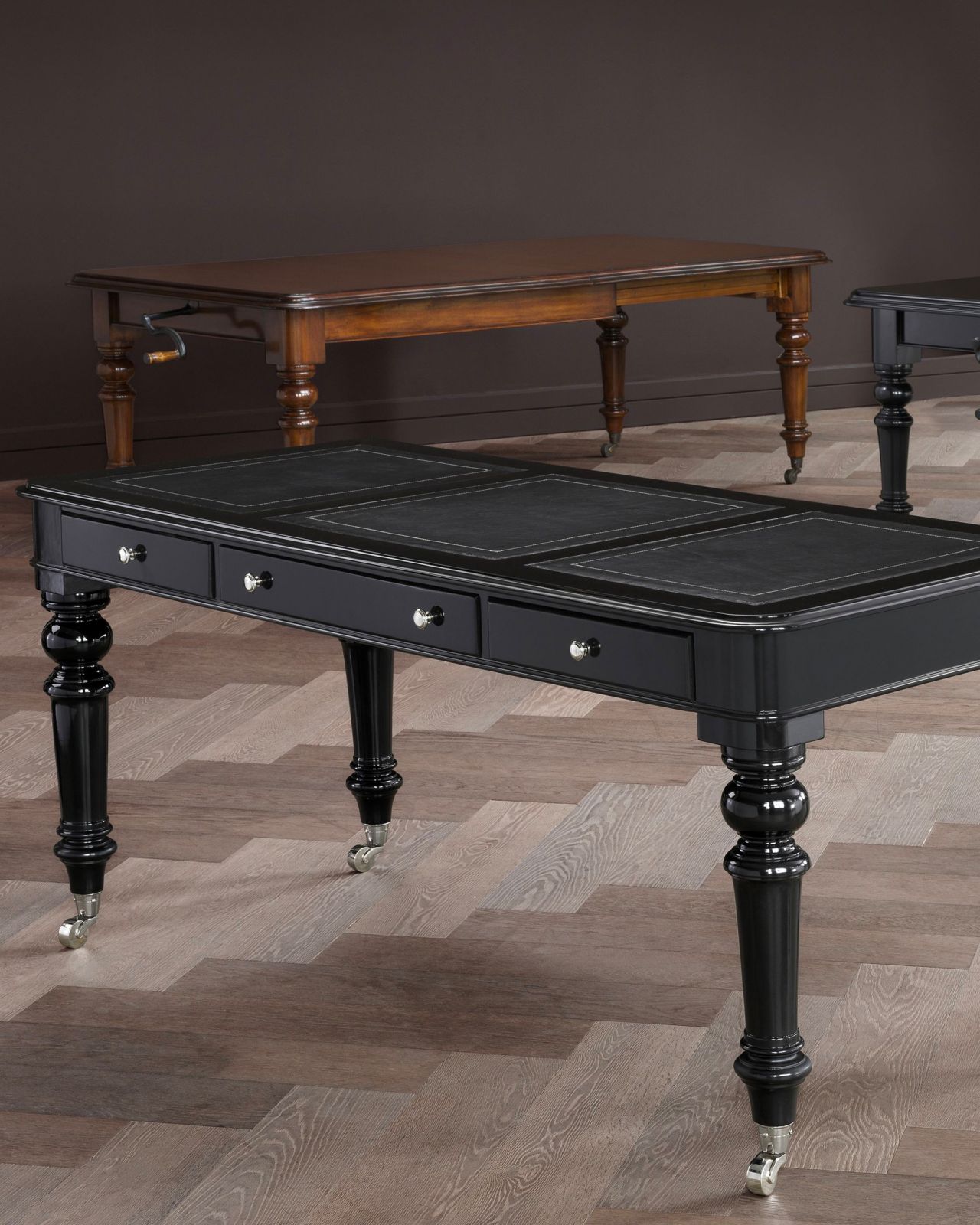 Buckingham skrivbord svart  OUTLET