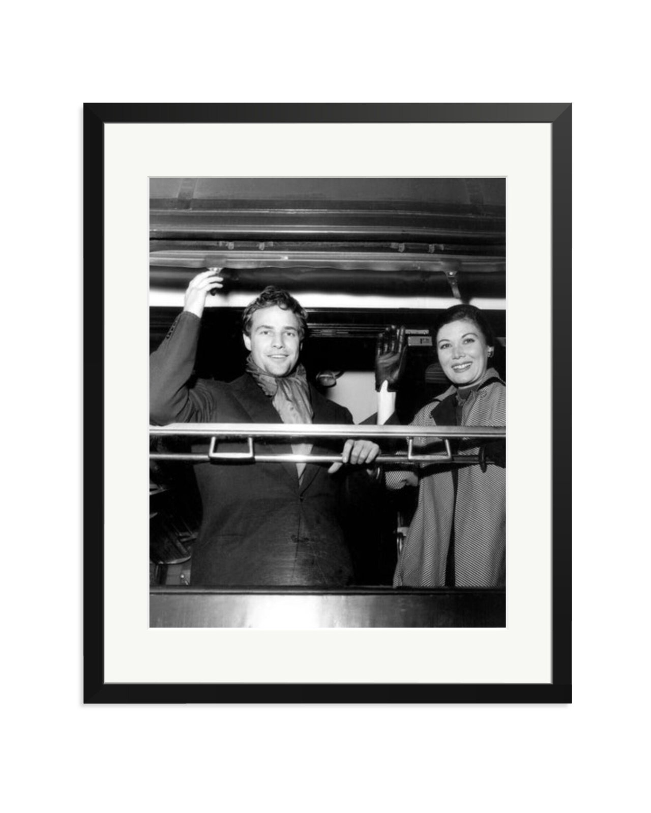 Marlon Brando and Rakia Ibrahim Black / XL