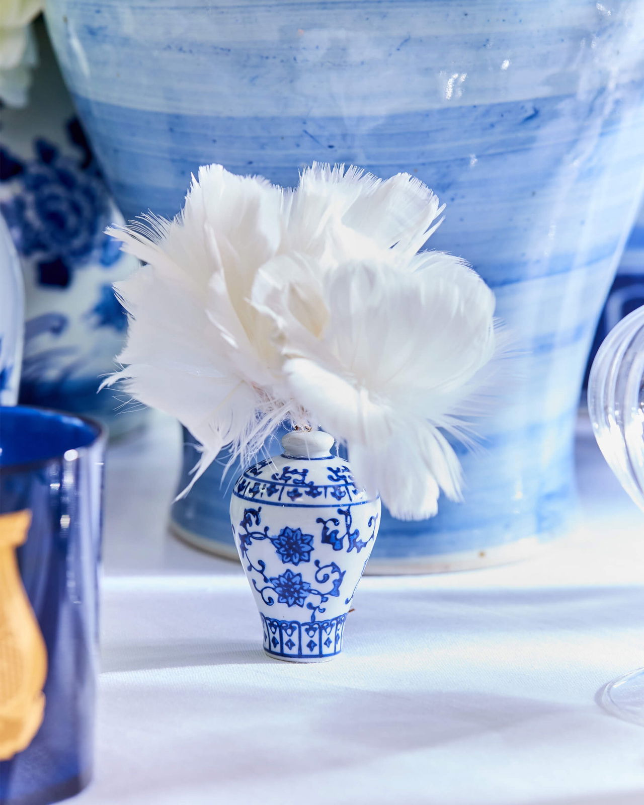 Versailles Urn Decoration 4-pack