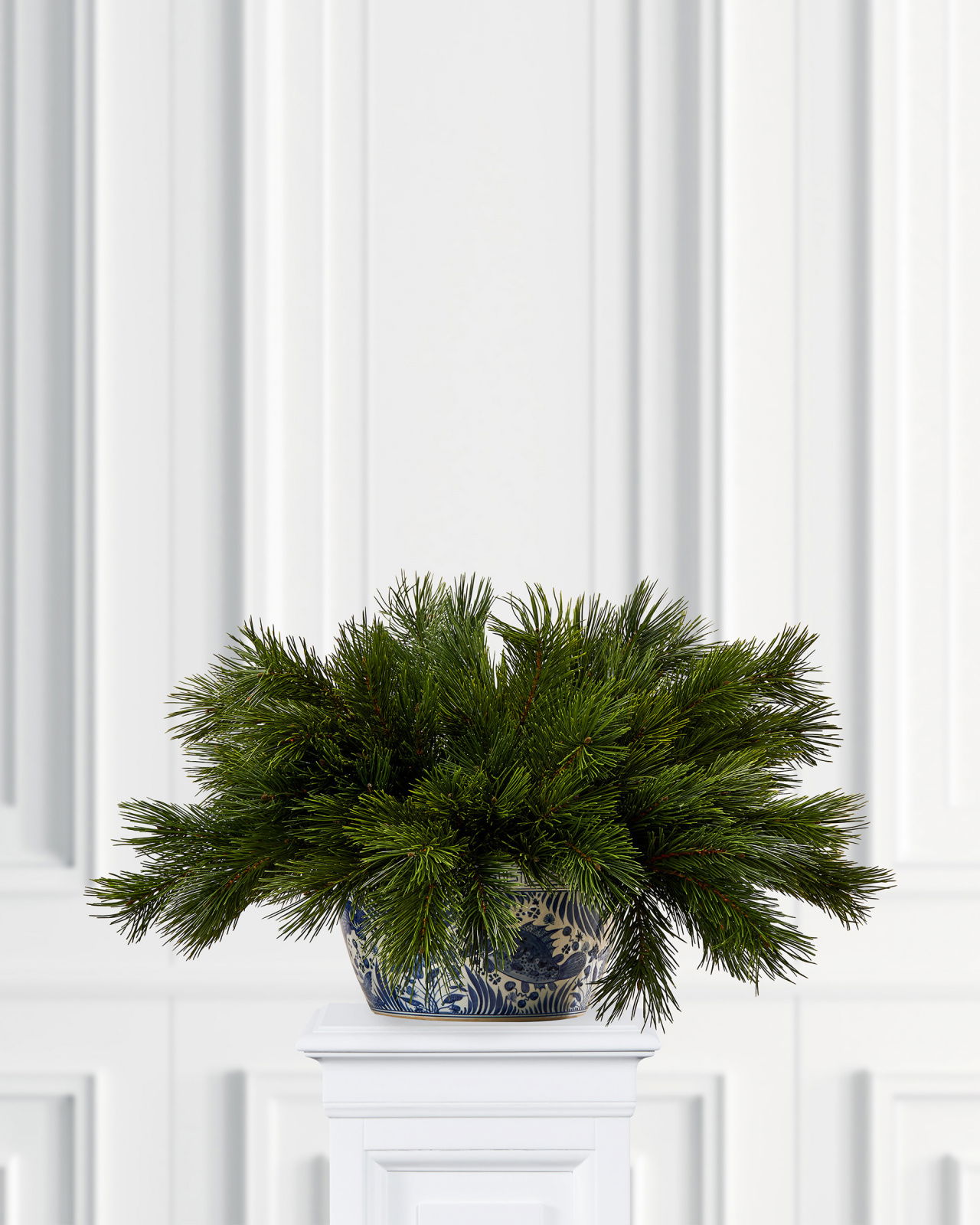 Green pine sprig cut flower, 58 cm