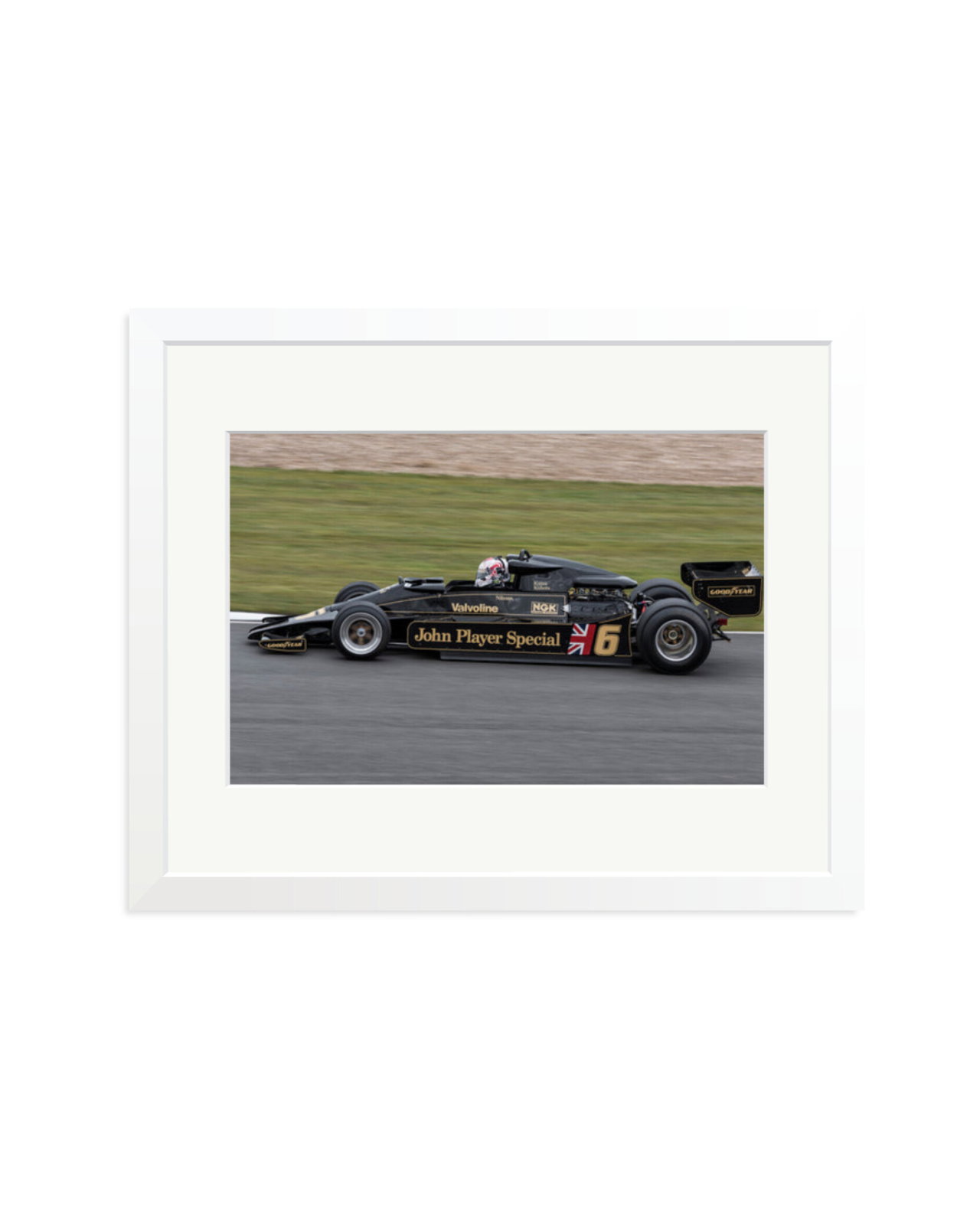 1977 Lotus 78 White / Medium