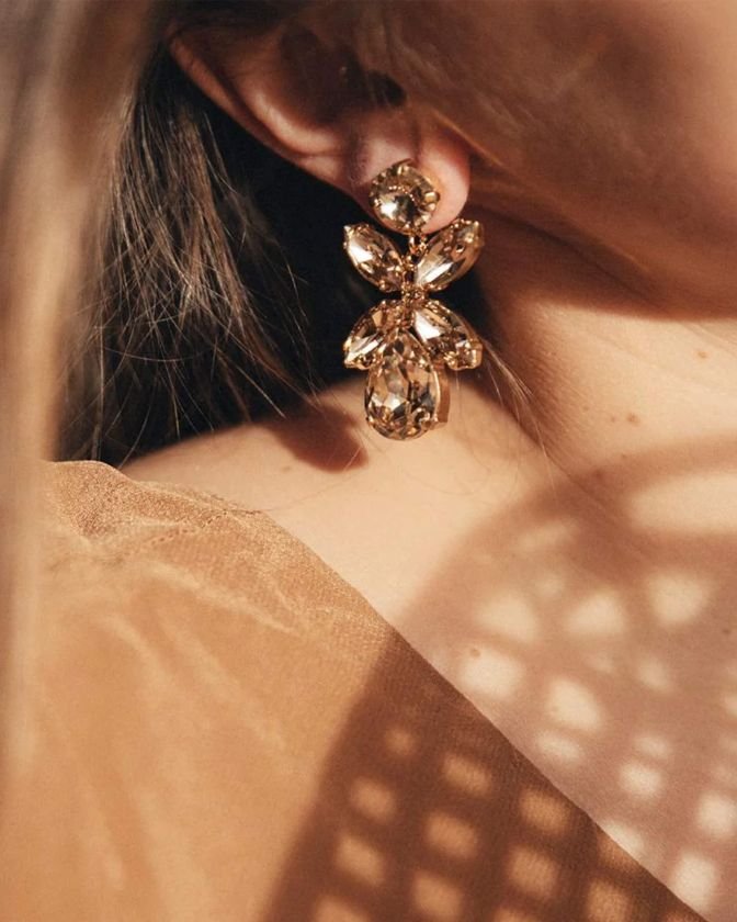 Dione Earrings Silk Rhodium