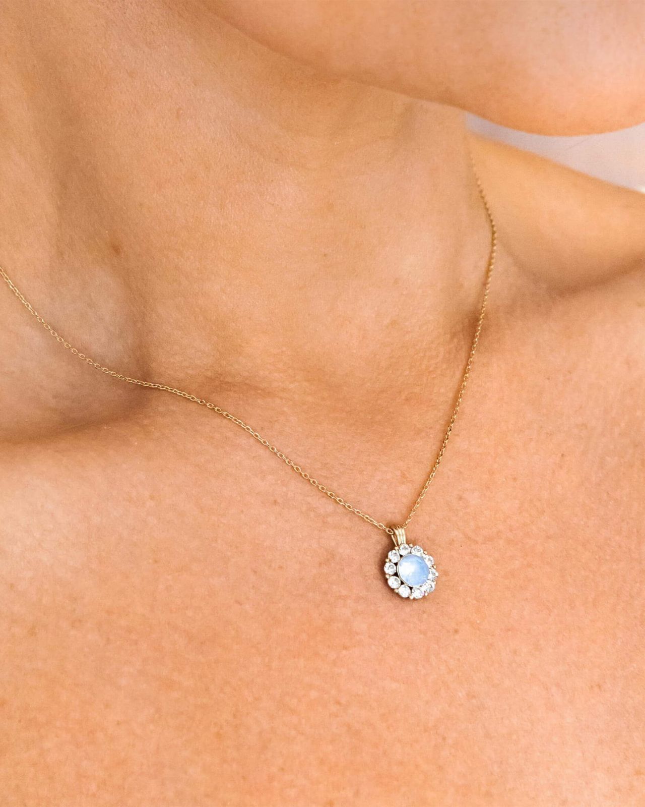 Sofia kaulakoru sky blue