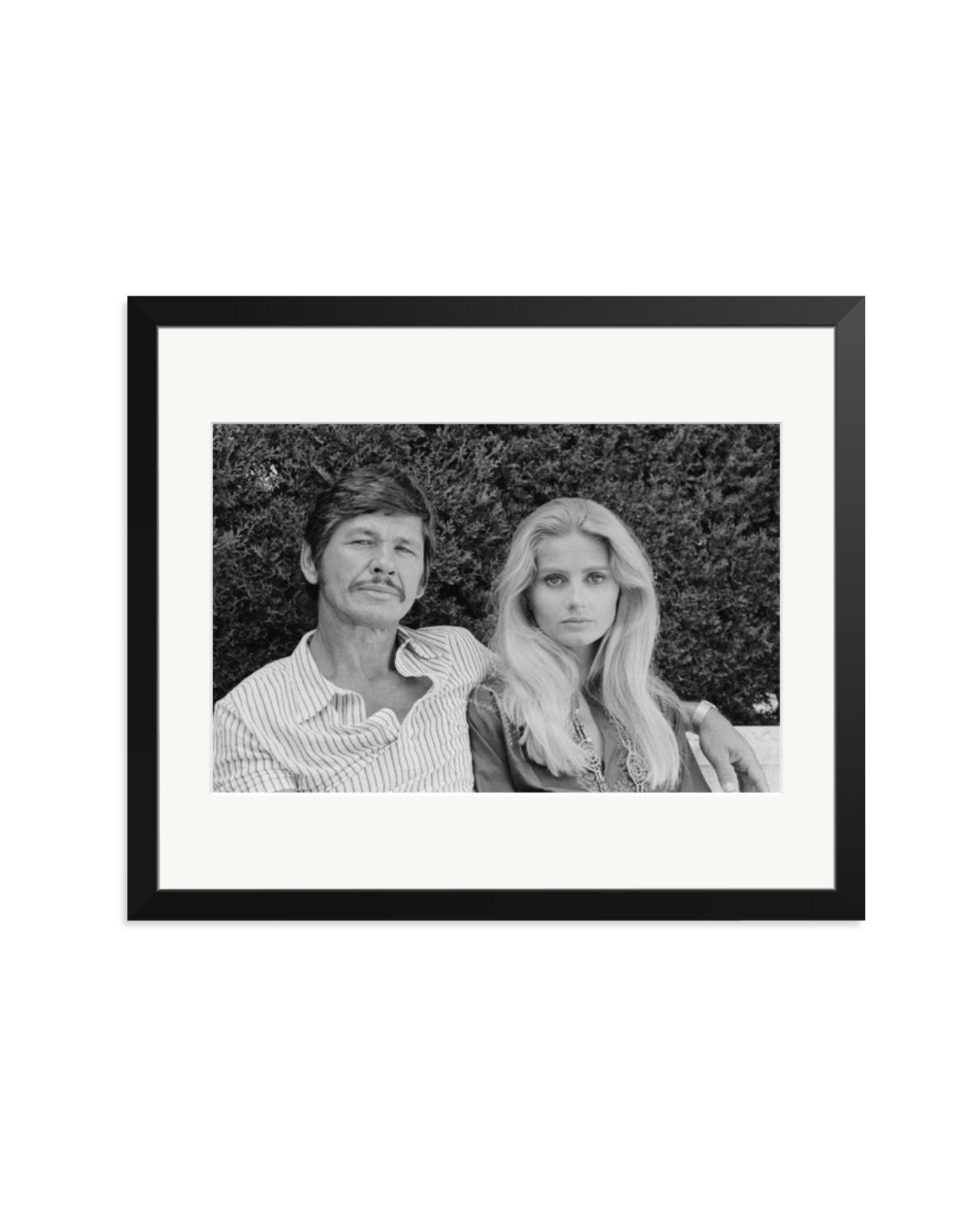Charles Bronson and Jill Ireland Black / Large