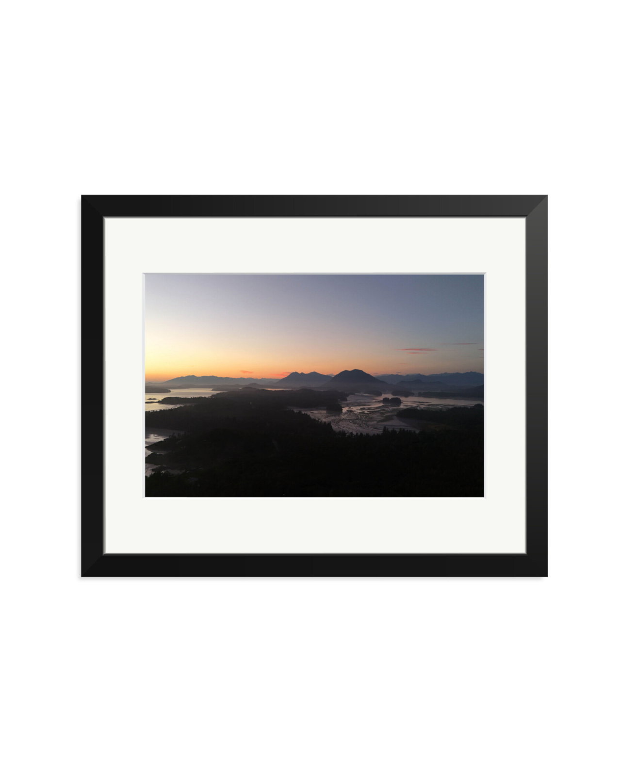 Inlets at last light Black / Medium