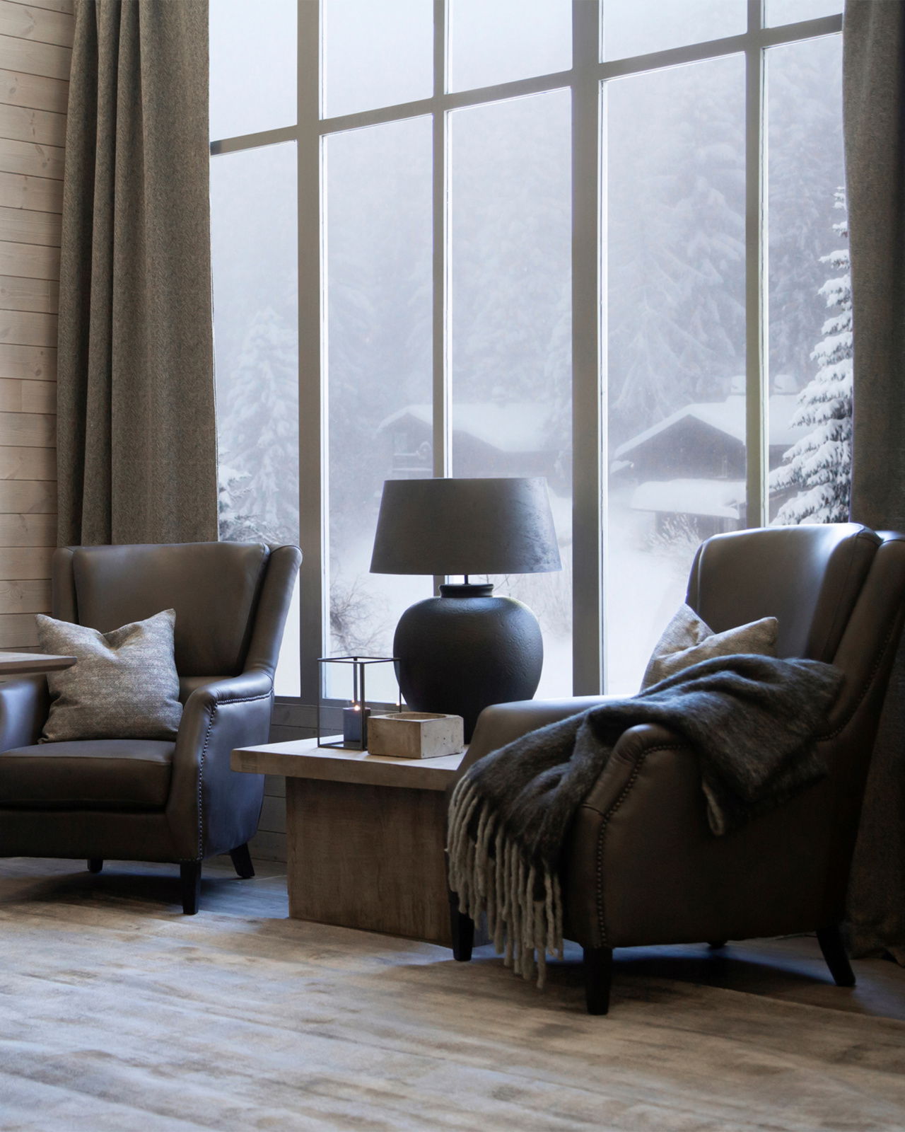 Pasadena bordslampa svart OUTLET