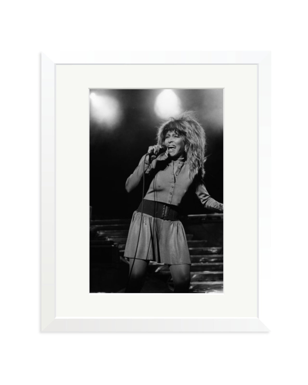 Tina, 1987 White / Medium