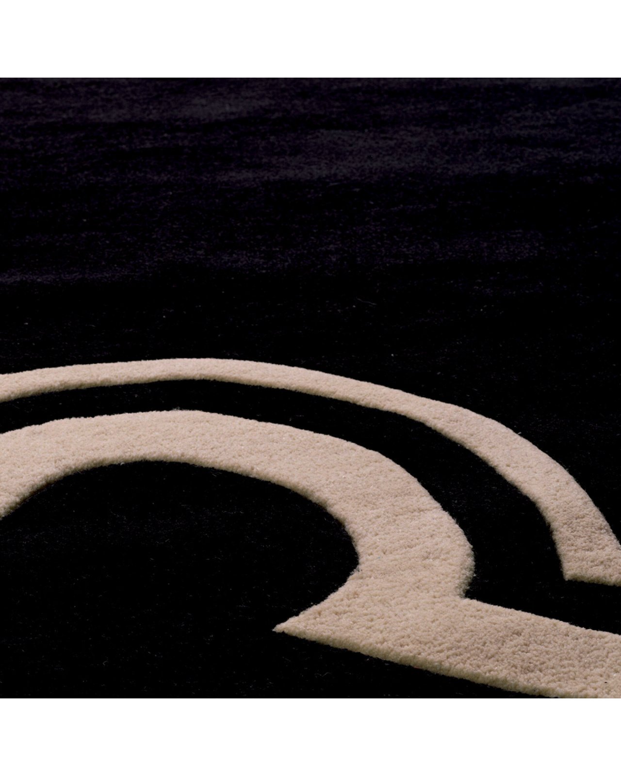 Palazzo Carpet Black/Off-white
