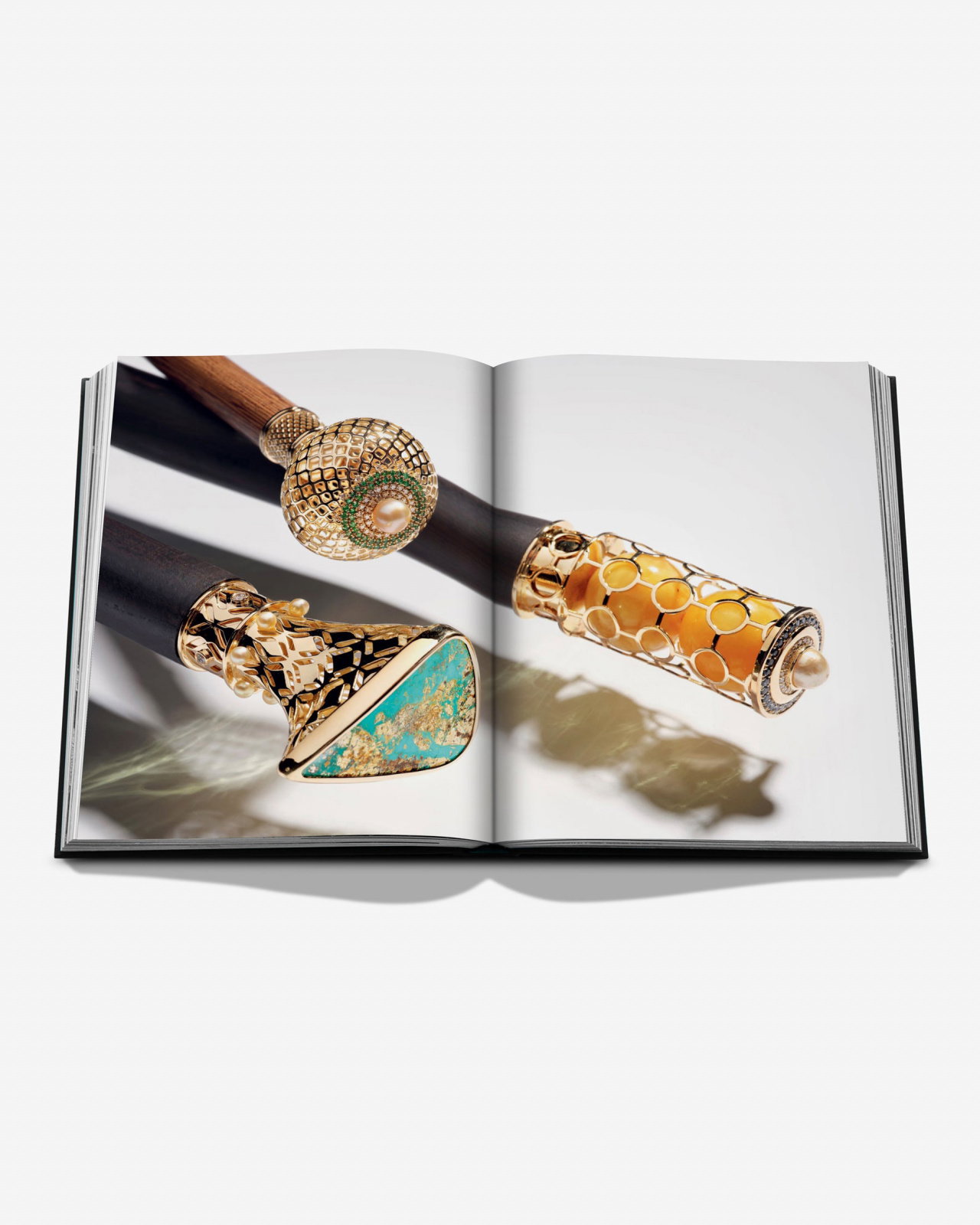 Bahrain Pearls: Treasures from the Land of Two Seas