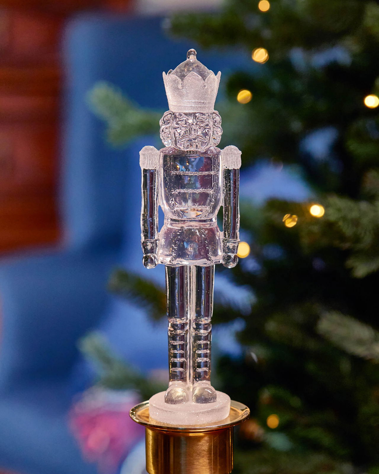 Cooper Nutcracker Transparent