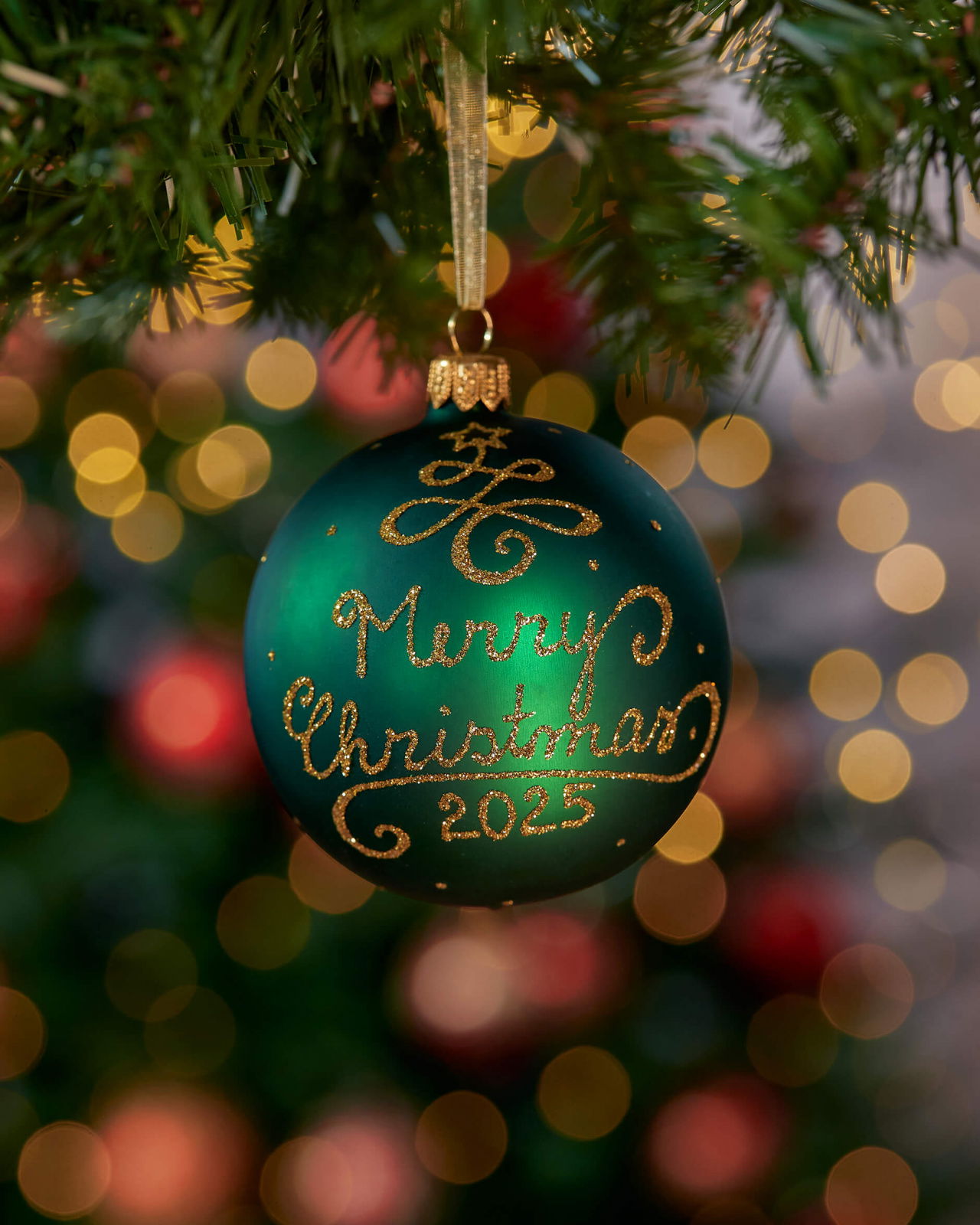 Lux Merry Christmas Weihnachtskugel grün 2025 8cm