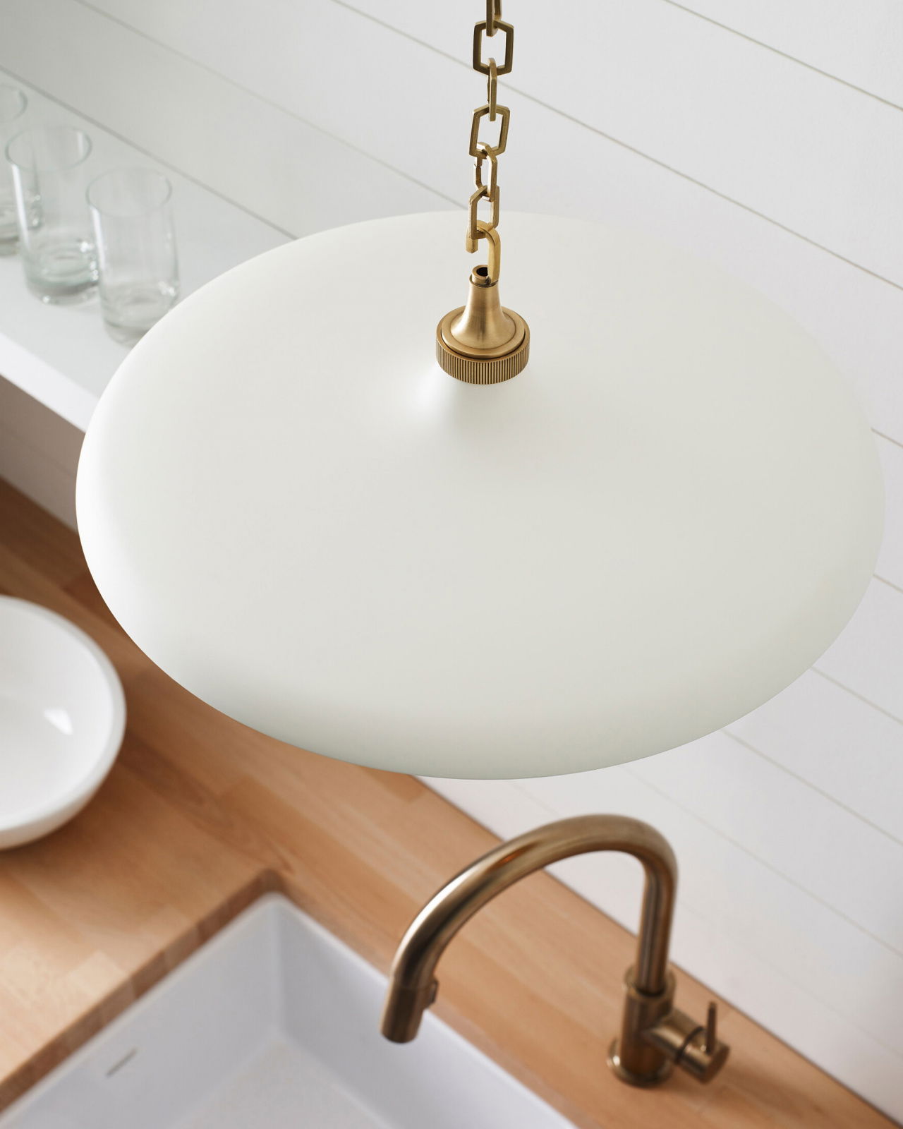 Piatto takpendel antik mässing M