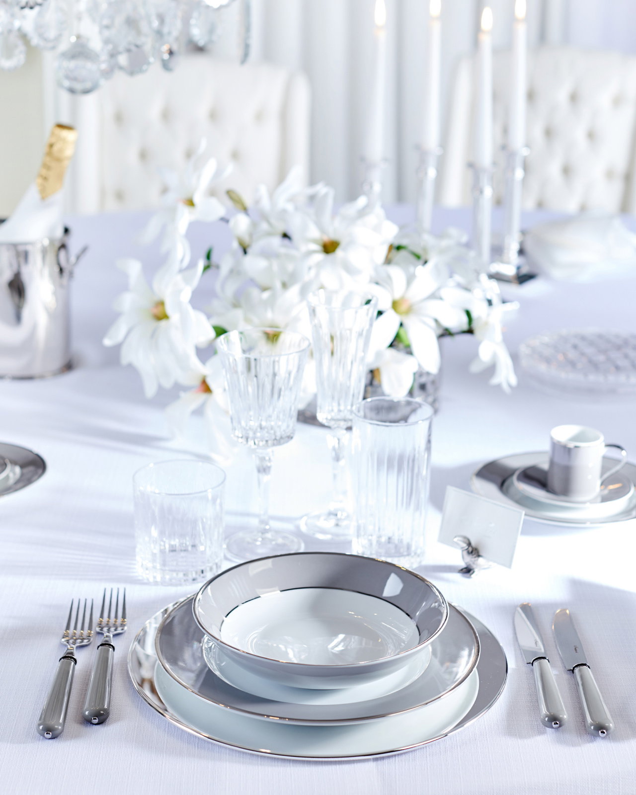 Newport Grey Pearl bestickset 24 delar