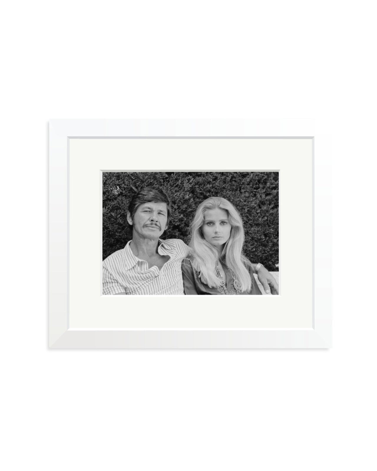 Charles Bronson and Jill Ireland White / Small