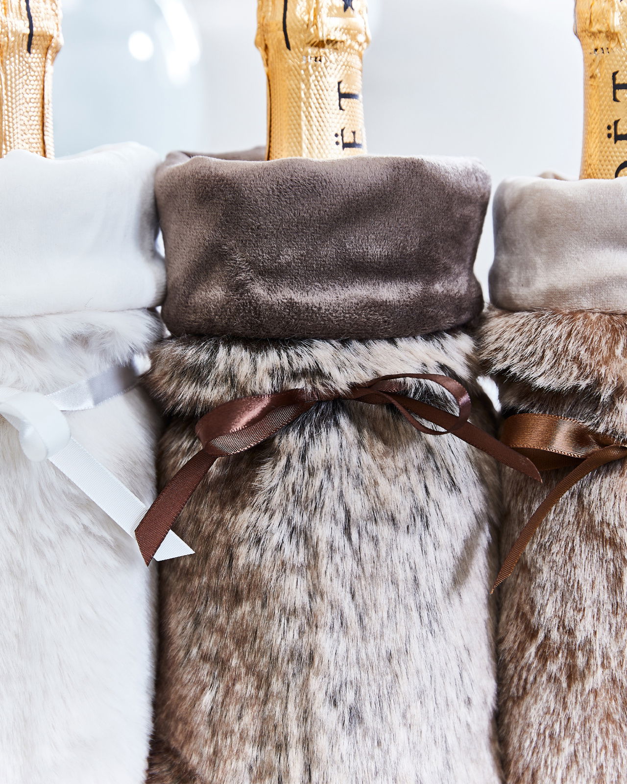 Whistler Wine Holder Brown Bear