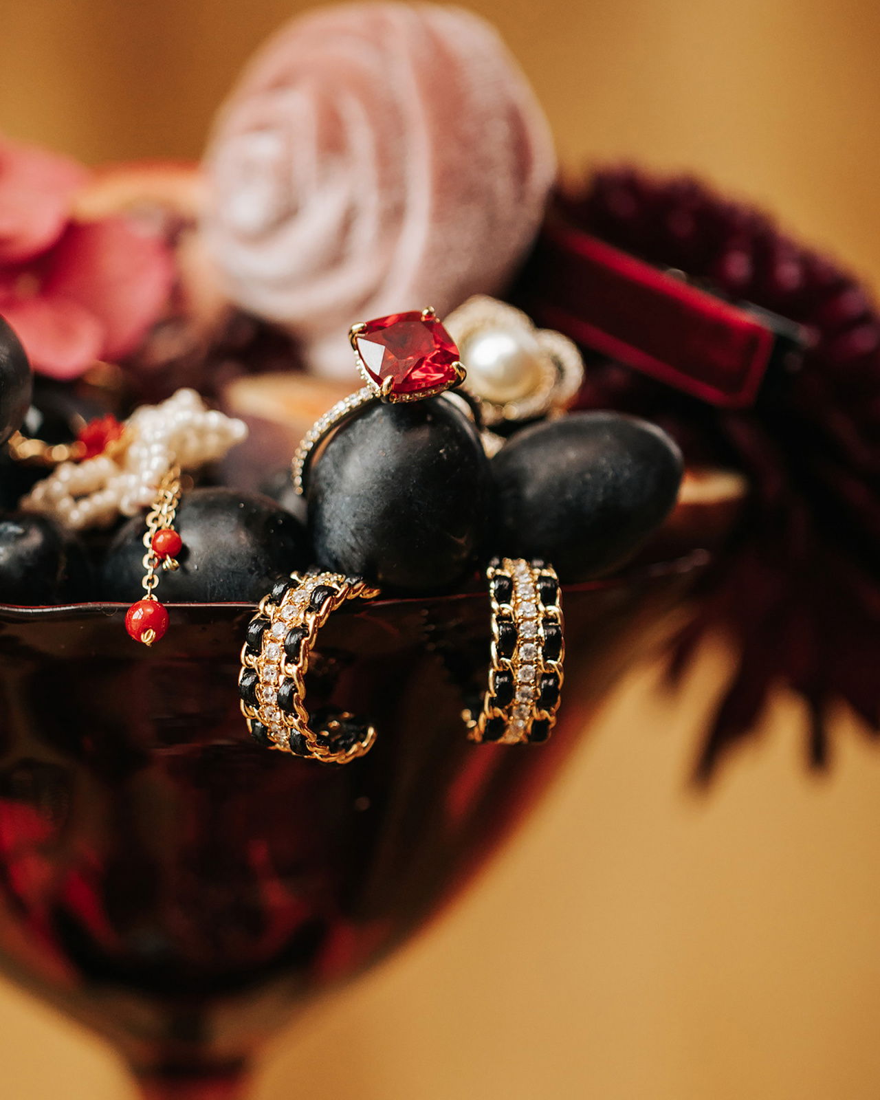 Coco Hoops Ohrringe Jet