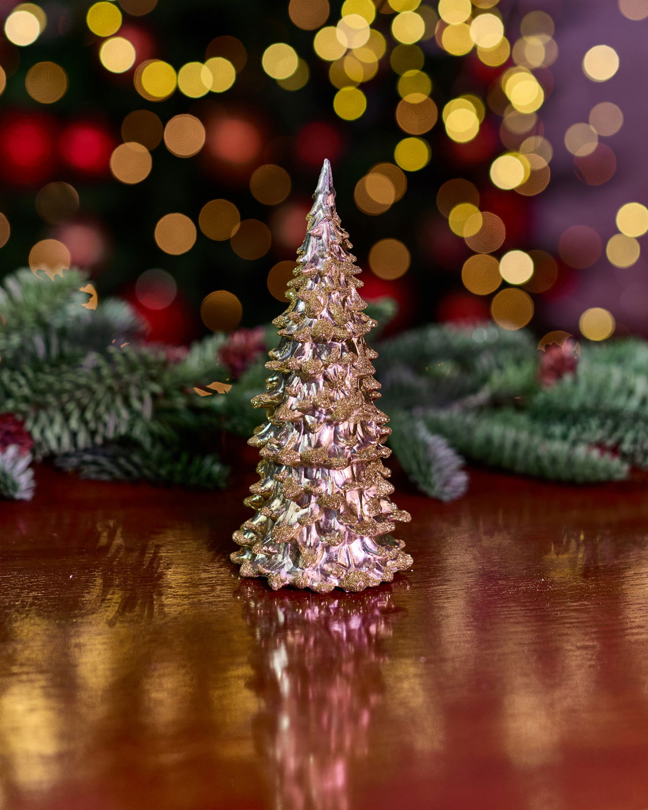 Liora Tree Christmas Decoration