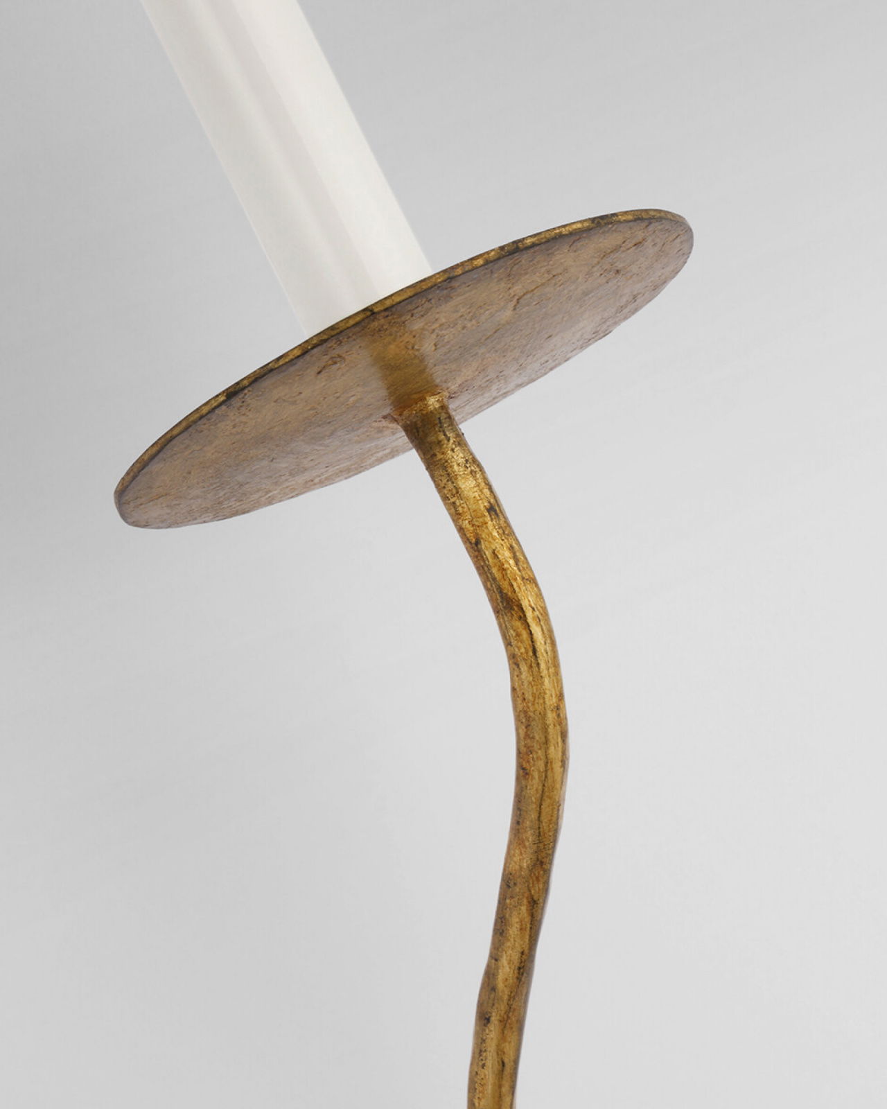 Belfair Tail vägglampa Gilded Iron