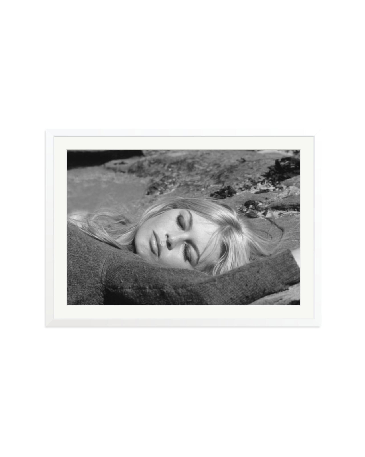 Sleeping Bardot White / XXL