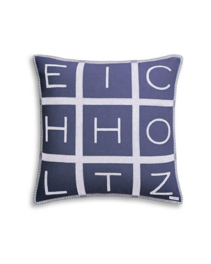Zera cushion blue
