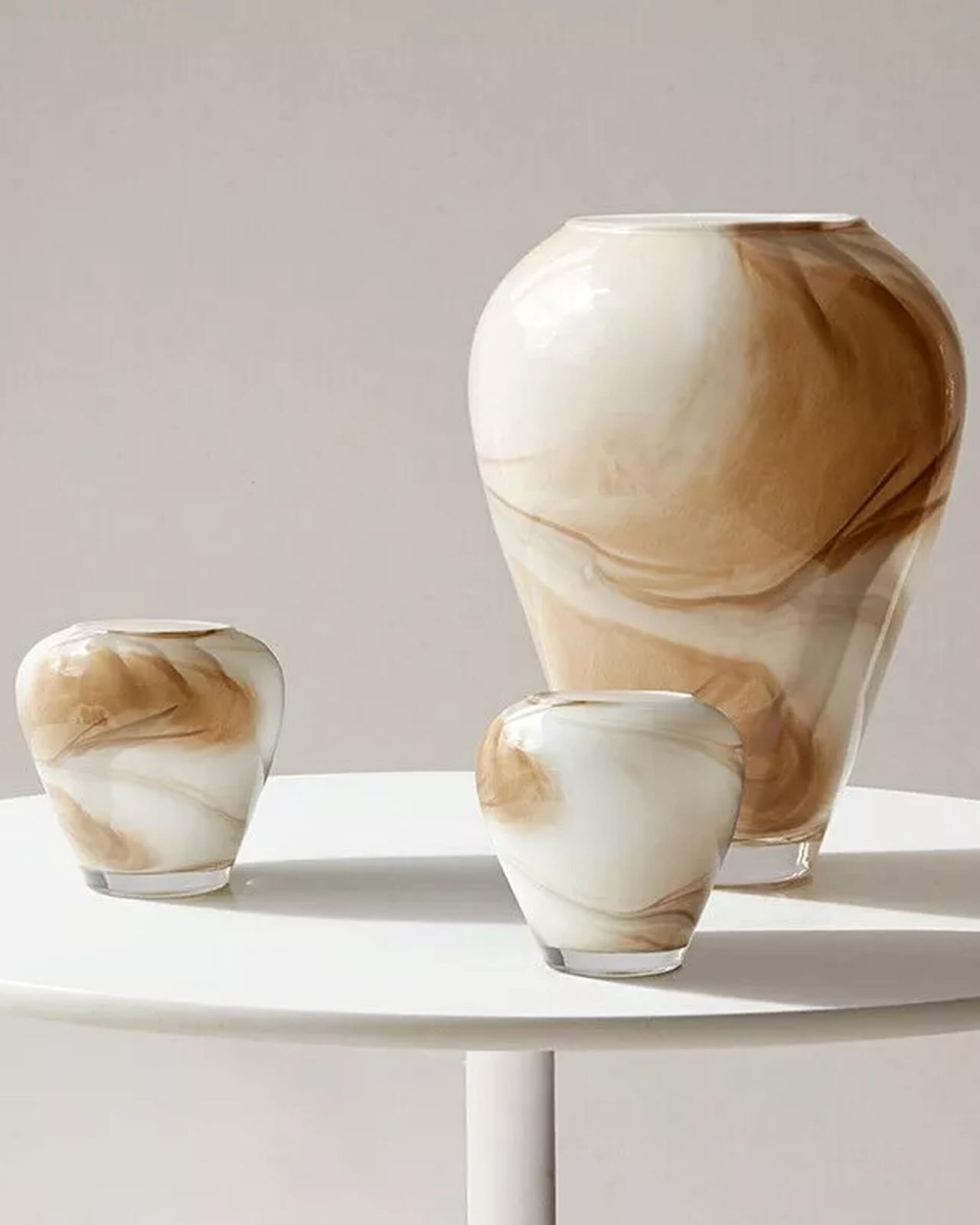 Versailles candleholder beige/white